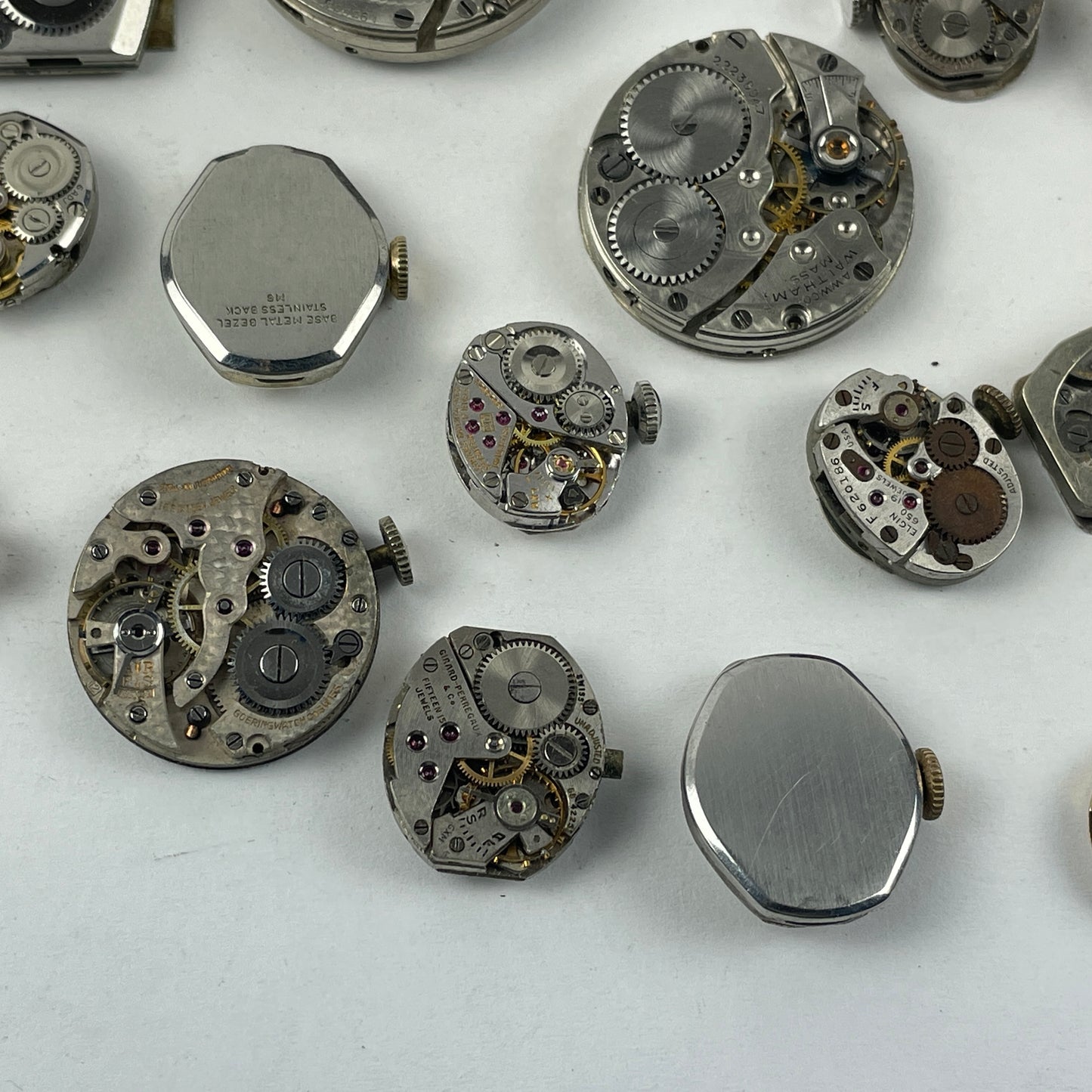 May Lot 88- Vintage American & Swiss Watch Movements