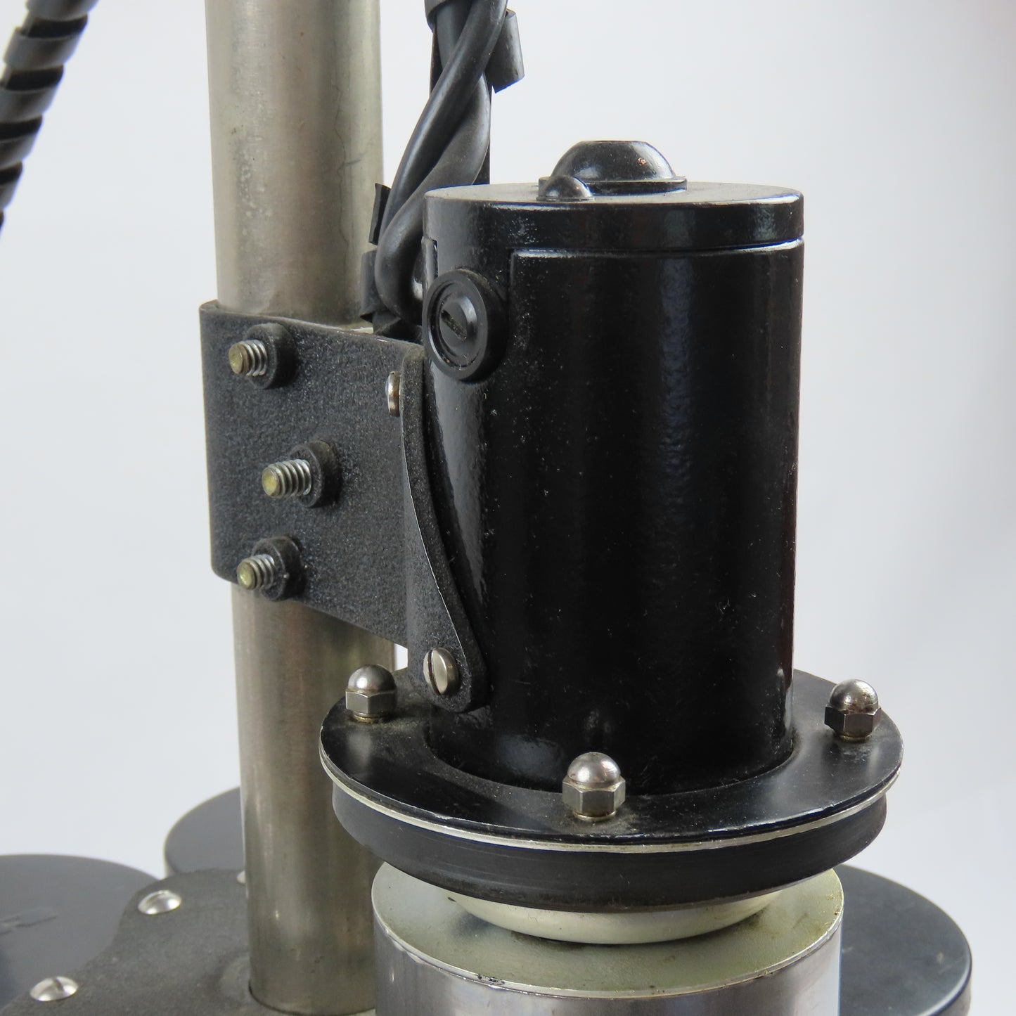 L&R TEMPO 400 Ultrasonic Watch Cleaning Machine – Serial No. 27-A0-71