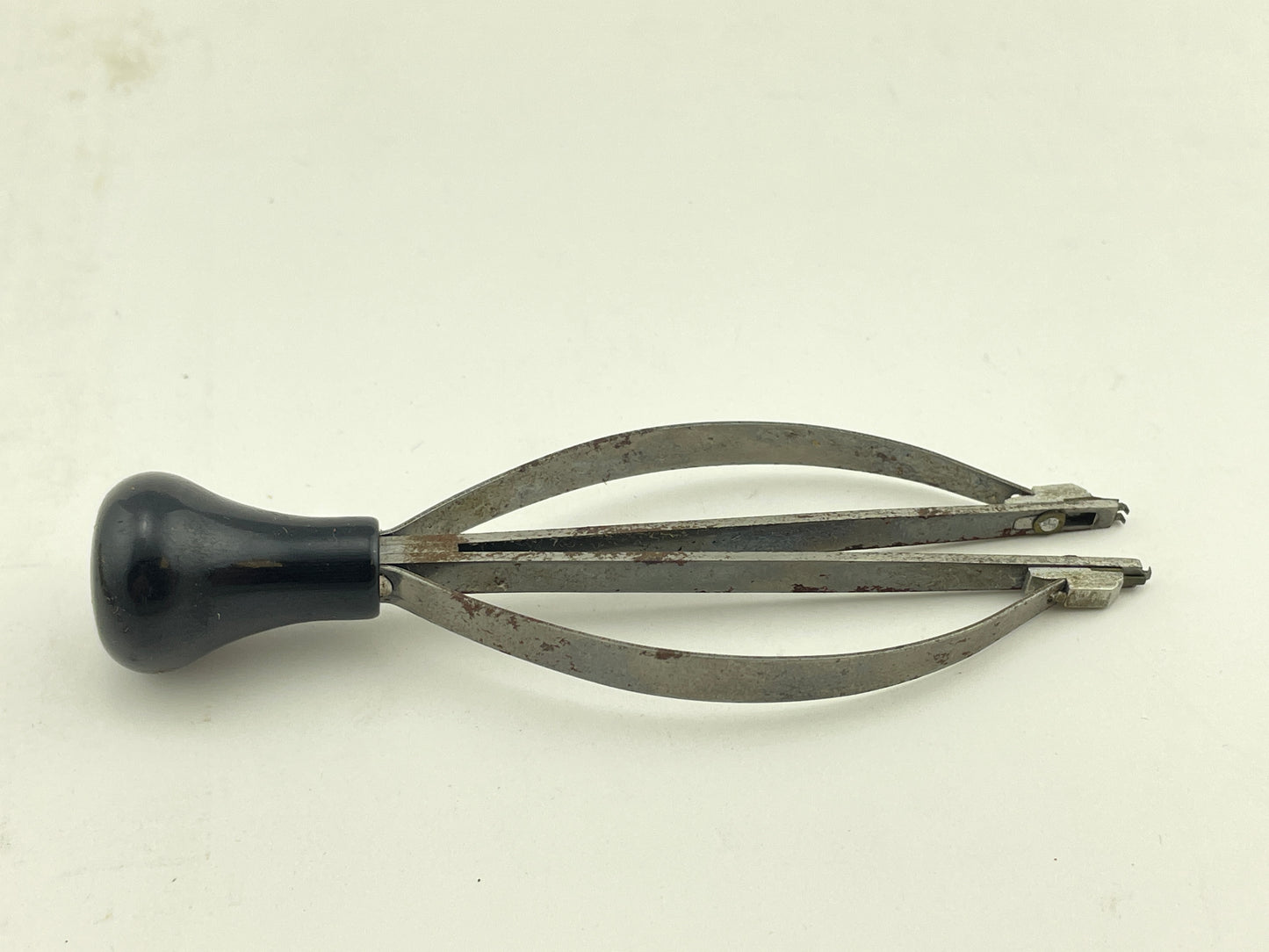 Watchmaker’s No. 3 “PRESTO” Sweep Wheel Remover