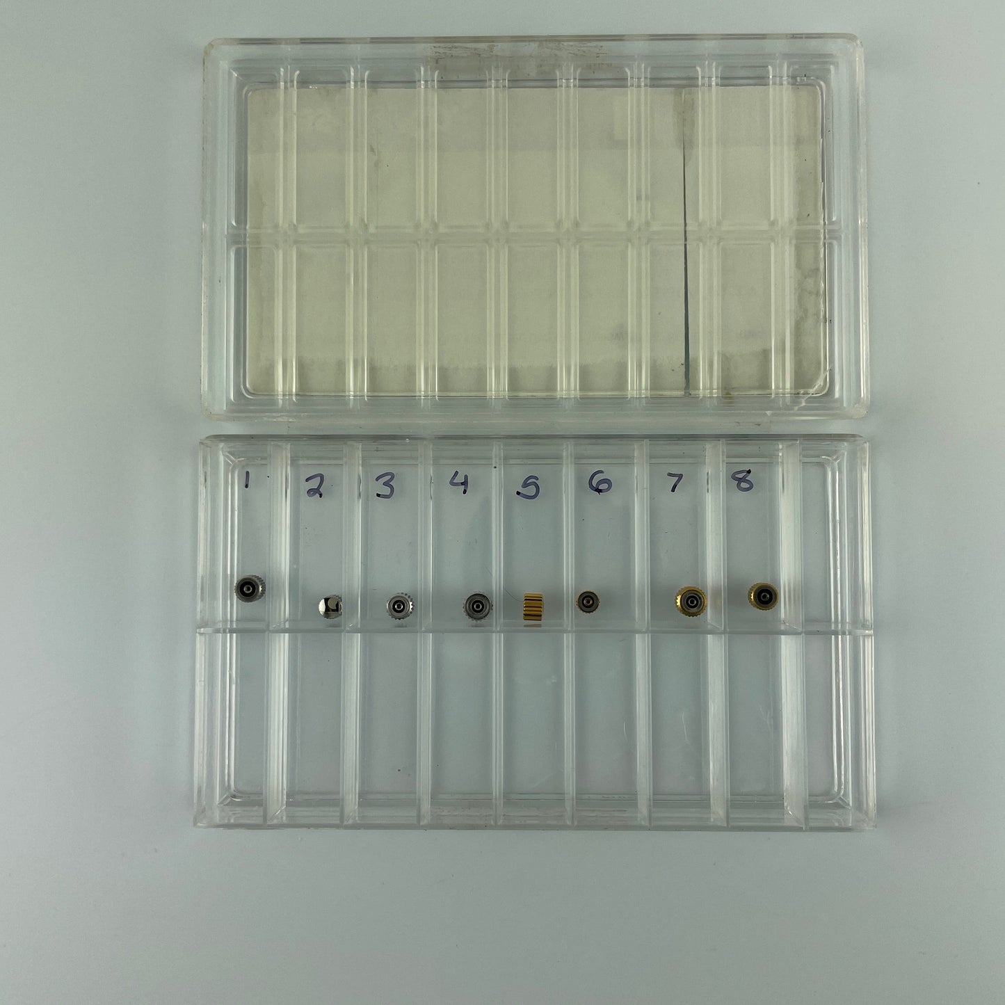 Lot 51- Wristwatch Crowns Assorted