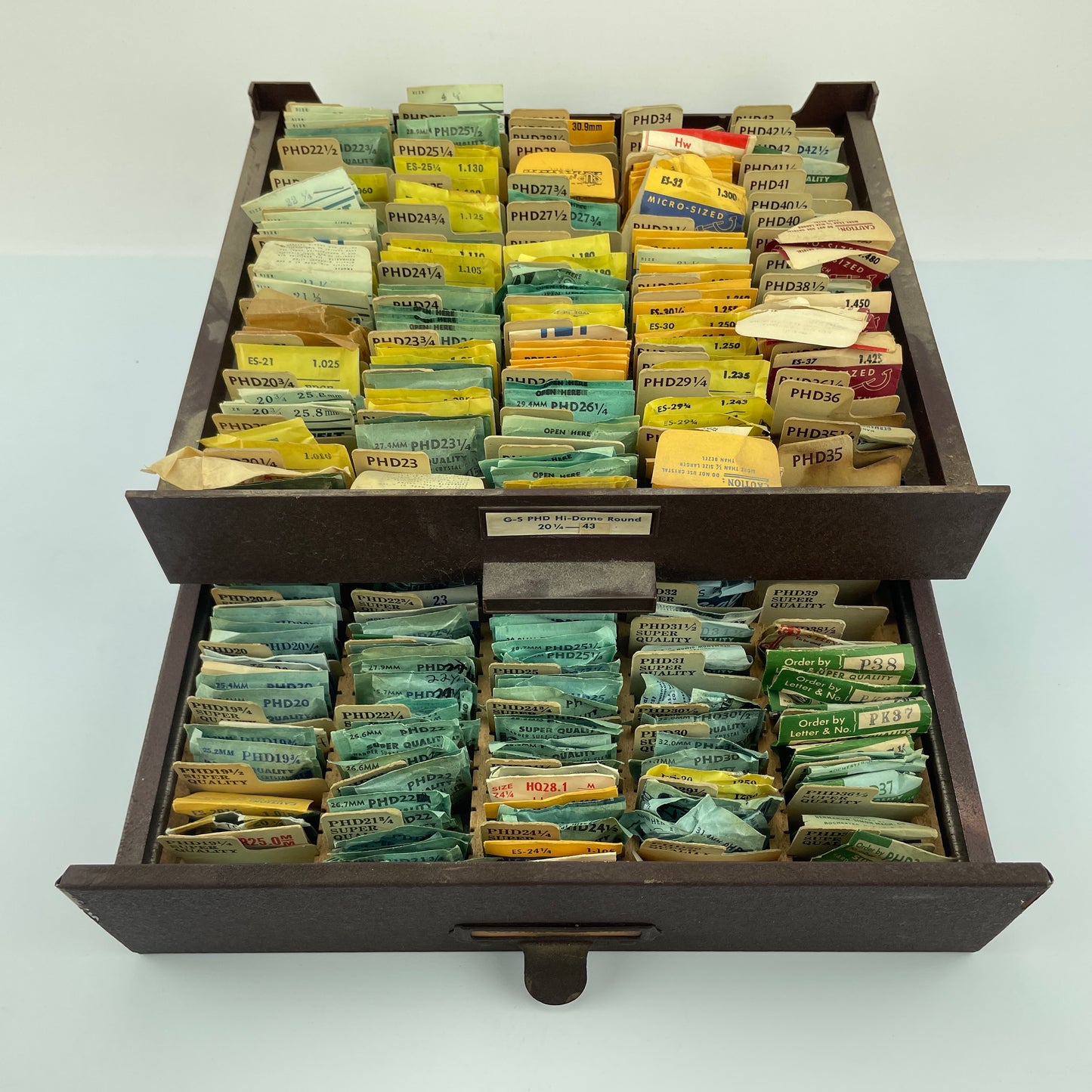 Lot 79- NOS Assorted (Hi-Dome) Wristwatch Crystal Trays