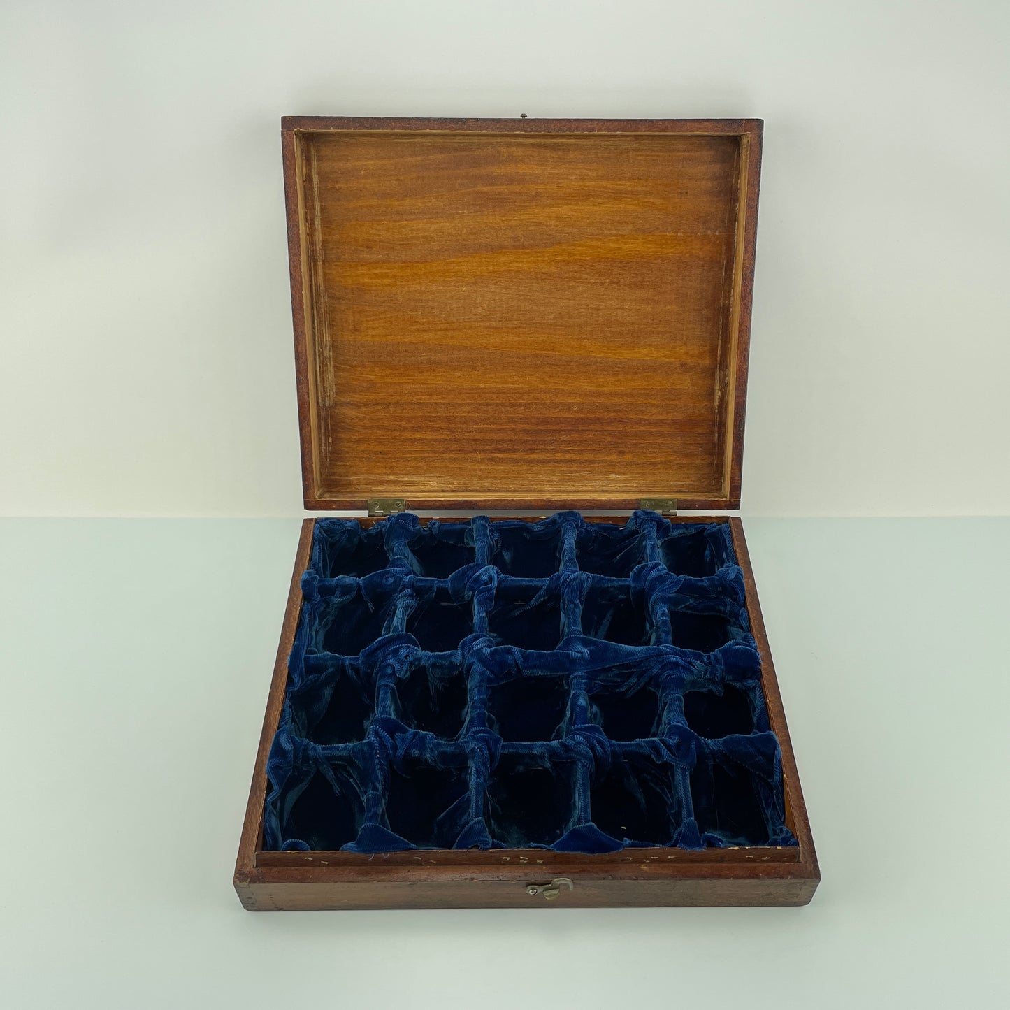 Lot 75- Wooden Pocket Watch Storage Case