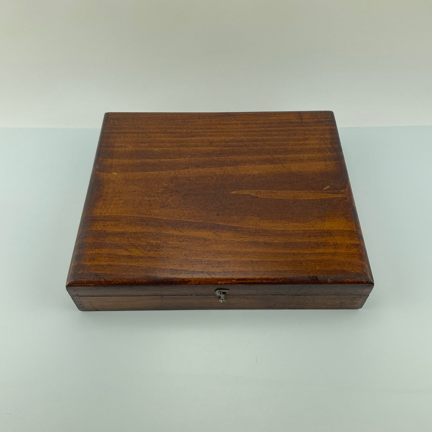 Lot 75- Wooden Pocket Watch Storage Case