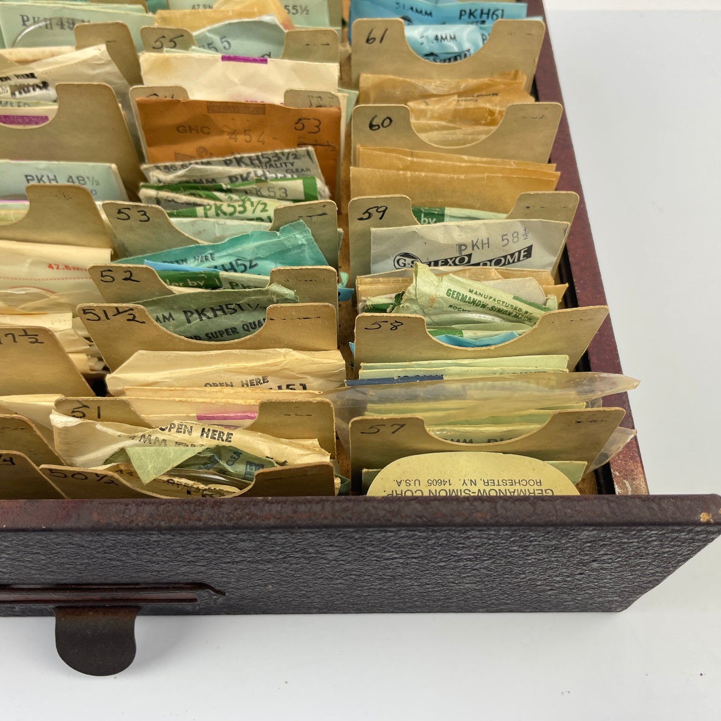 Lot 97- NOS Assorted Pocket Watch (Lo-Dome) Crystal Tray
