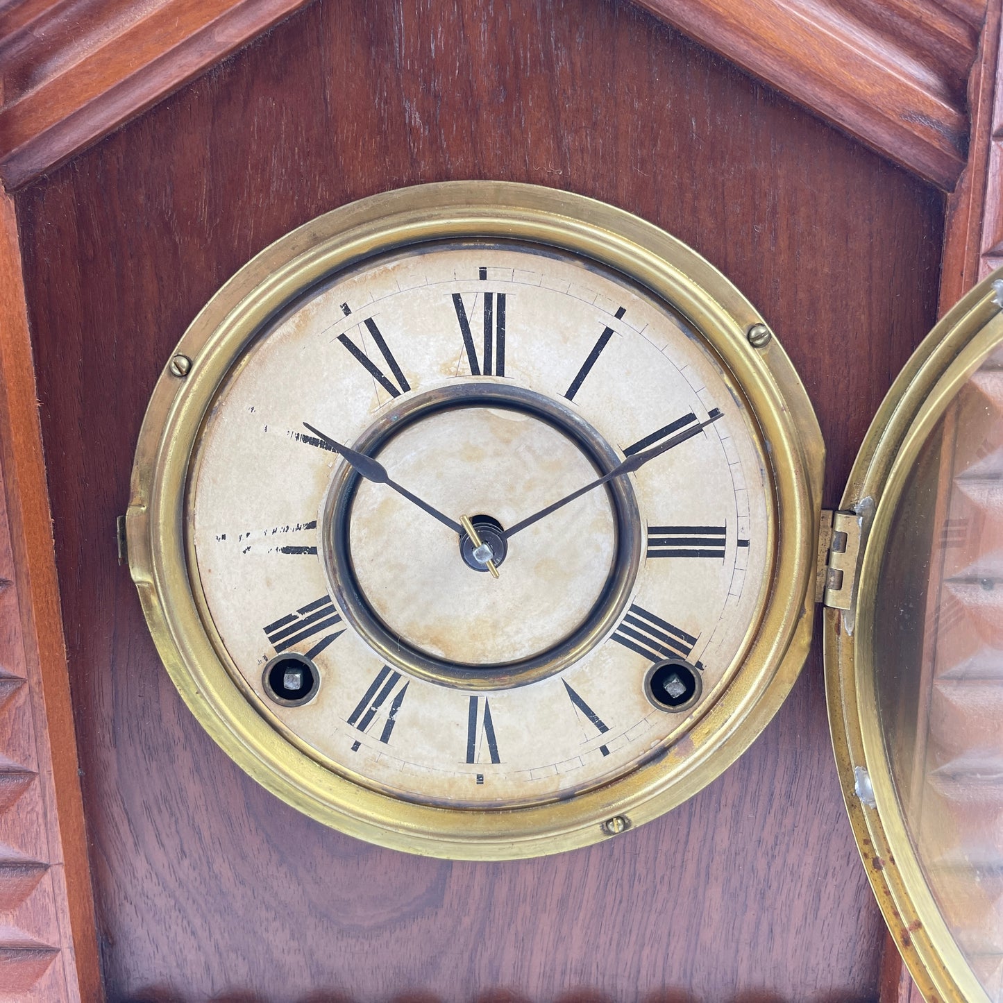Lot 109- Ansonia 8-day Time & Strike Mantle Clock