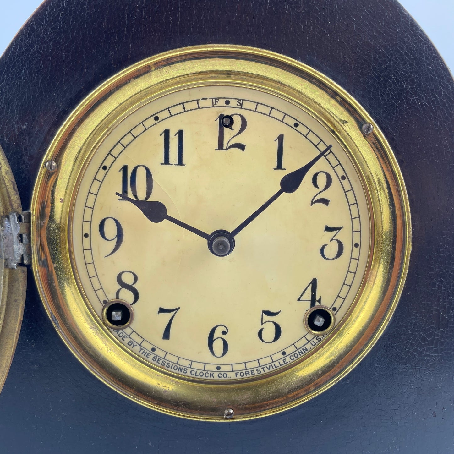 Lot 110- Sessions 8-day Time & Strike Gothic Mantle Clock