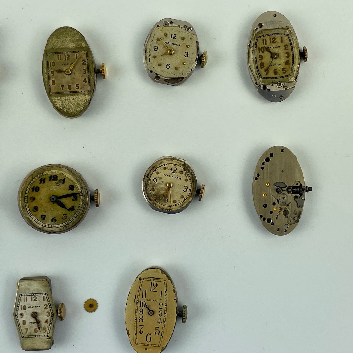 Lot 76- Waltham Vintage Mechanical Wristwatch Movements