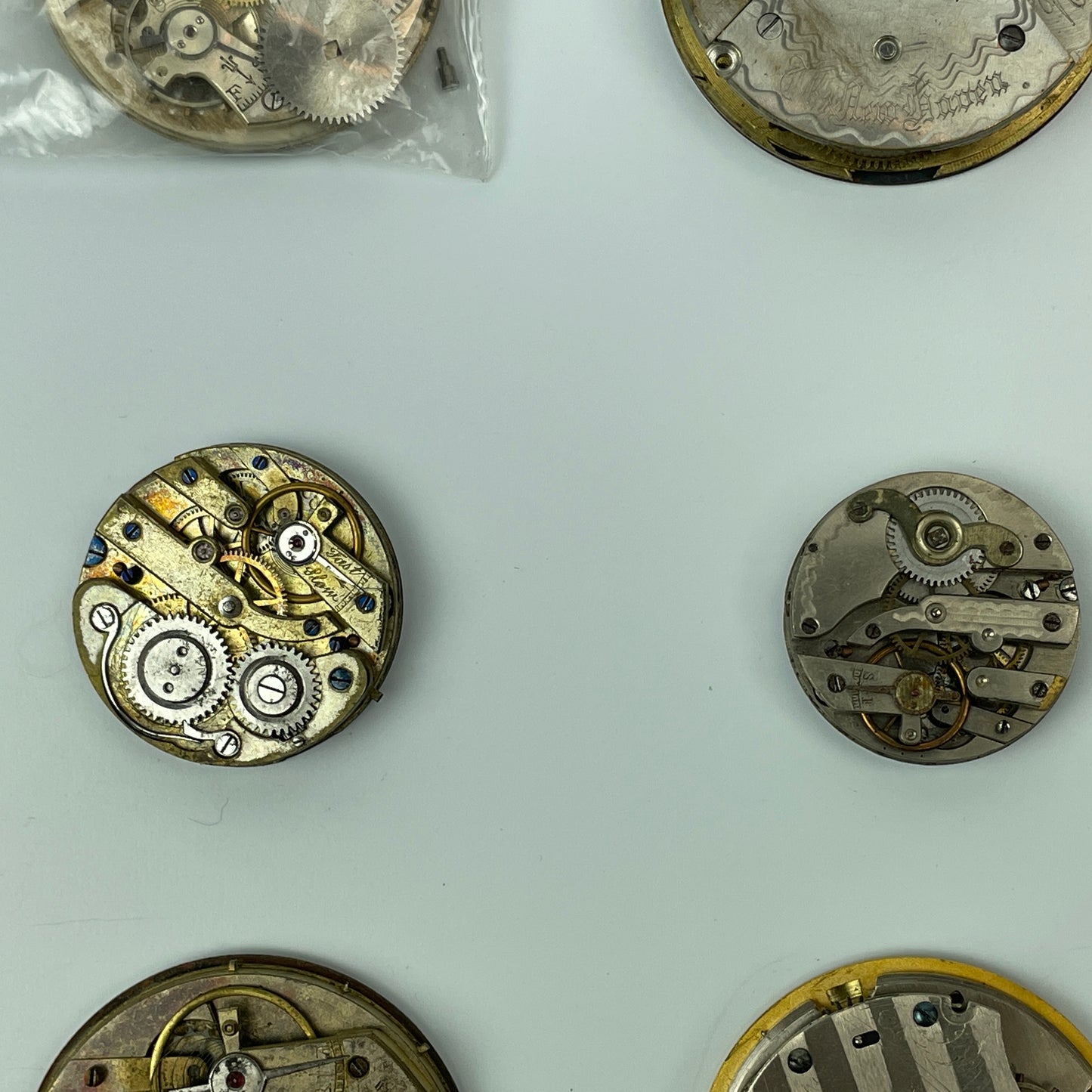 Lot 5- Twelve Swiss Pocket Watch Movements
