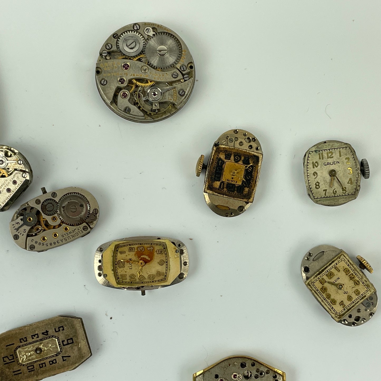 Lot 53- Elgin & Swiss Vintage Mechanical Wristwatch Movements