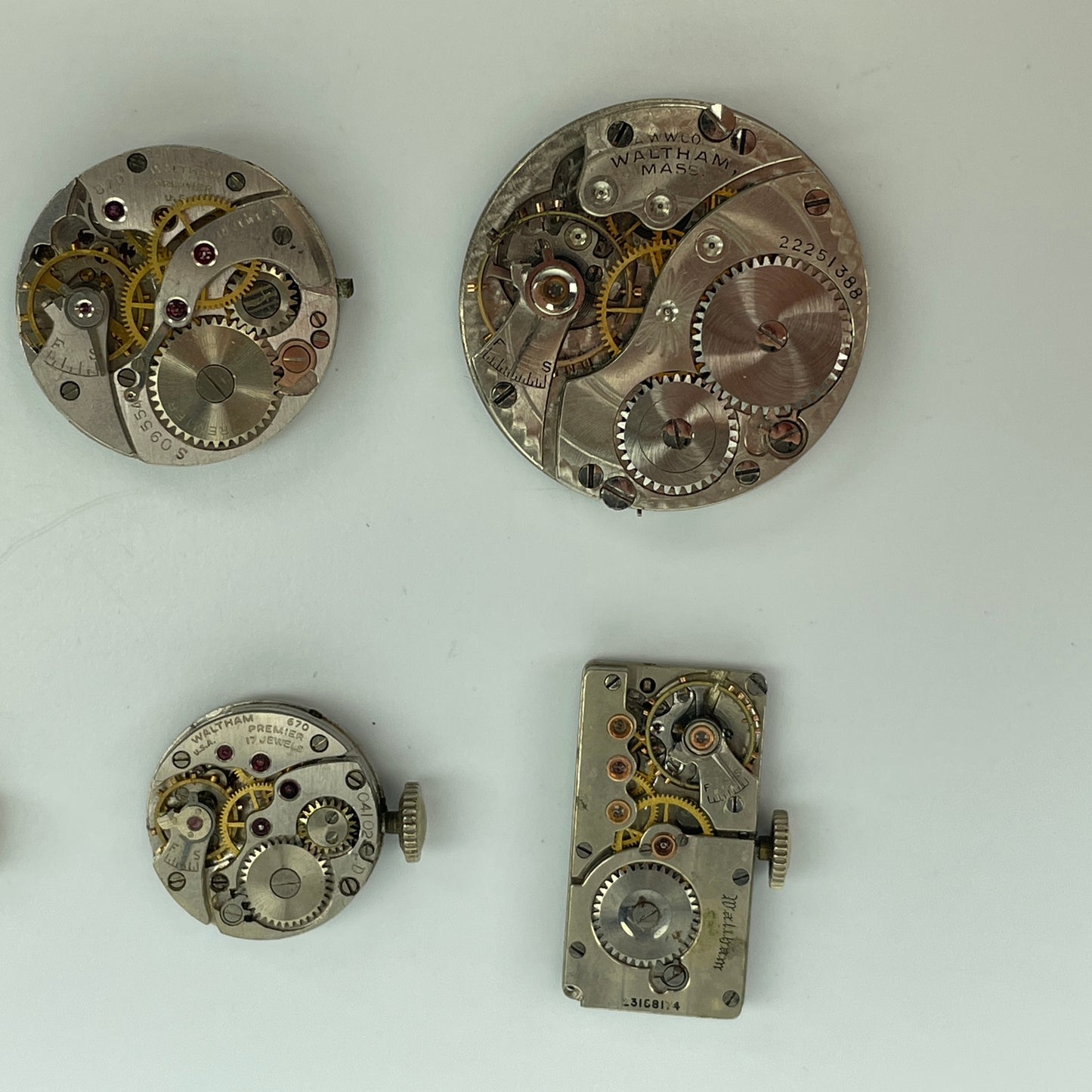 Lot 78- Waltham Men's & Ladies' Vintage Wristwatch Movements