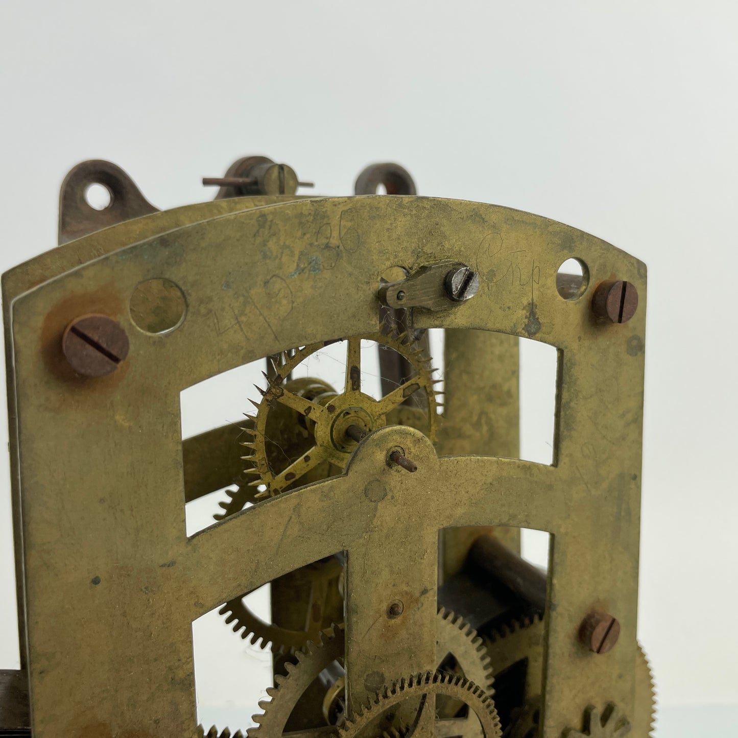 Lot 103- Seth Thomas 30-Day #50 Time Only Clock Movement