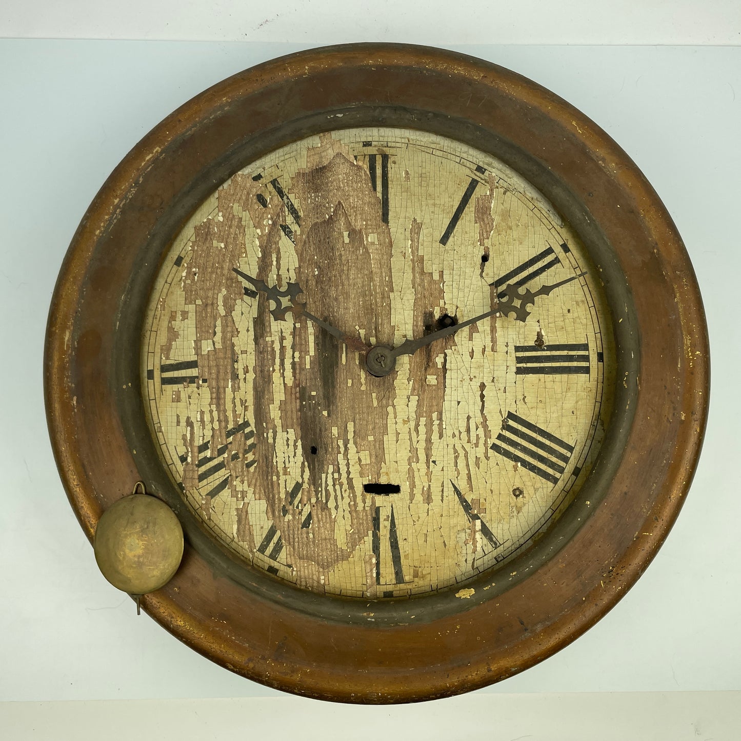 Lot 118- Brewster & Ingraham 8-Day Spring Driven Gallery Clock