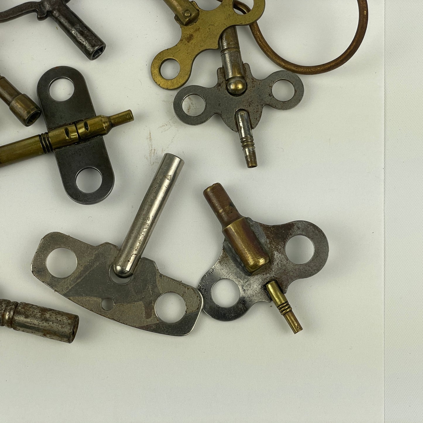 Lot 113- Clock Winding Keys (20)