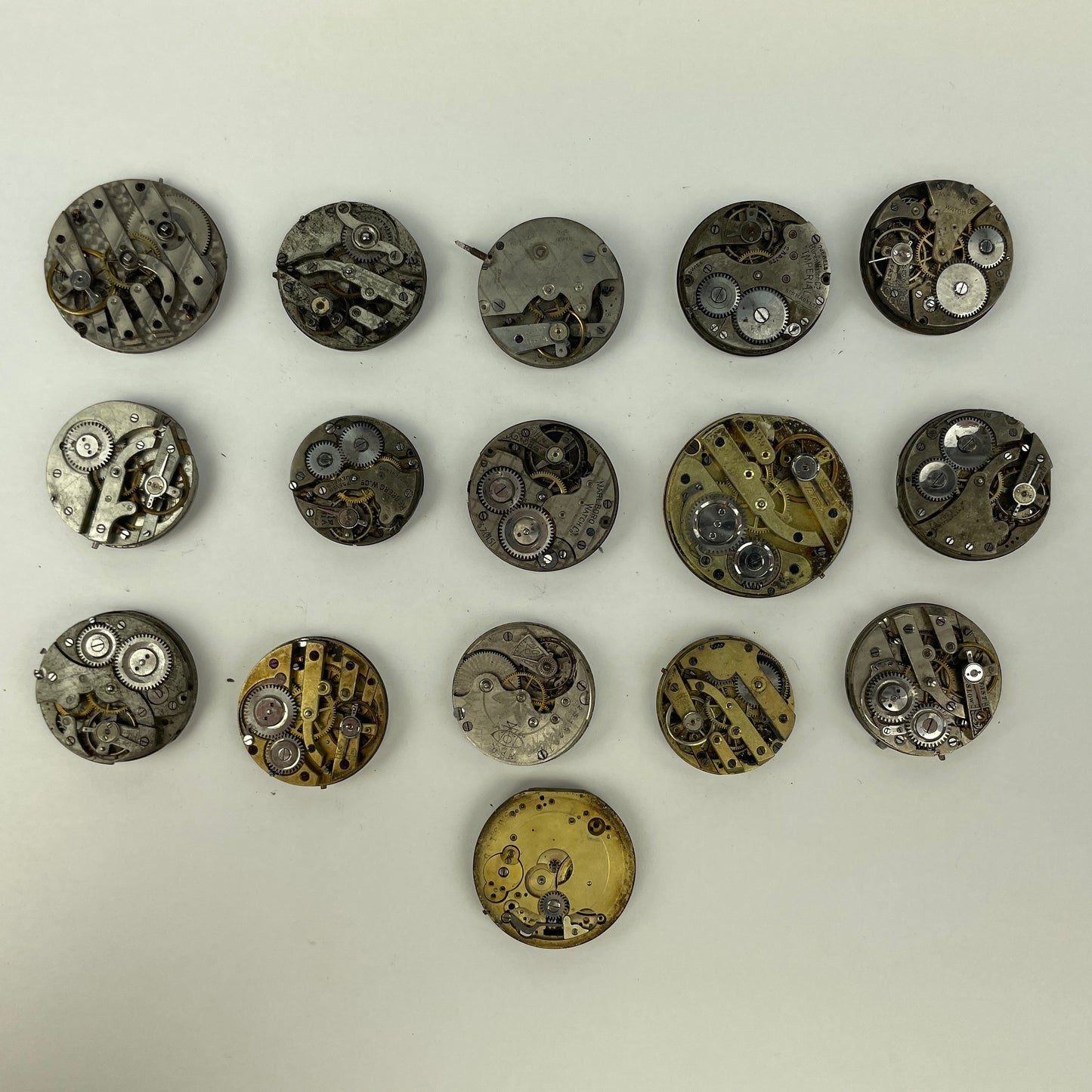 Lot 105- Swiss Lapel Watch Movements (16)
