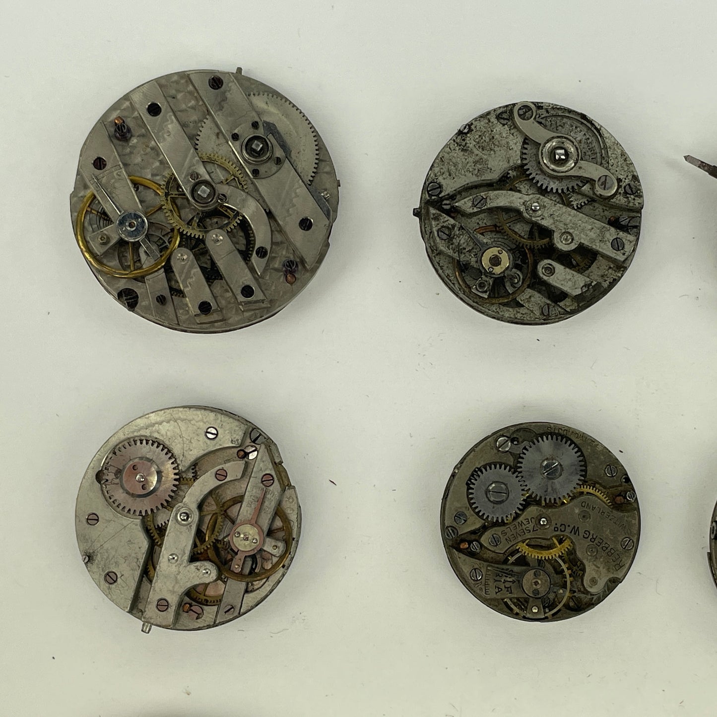 Lot 105- Swiss Lapel Watch Movements (16)