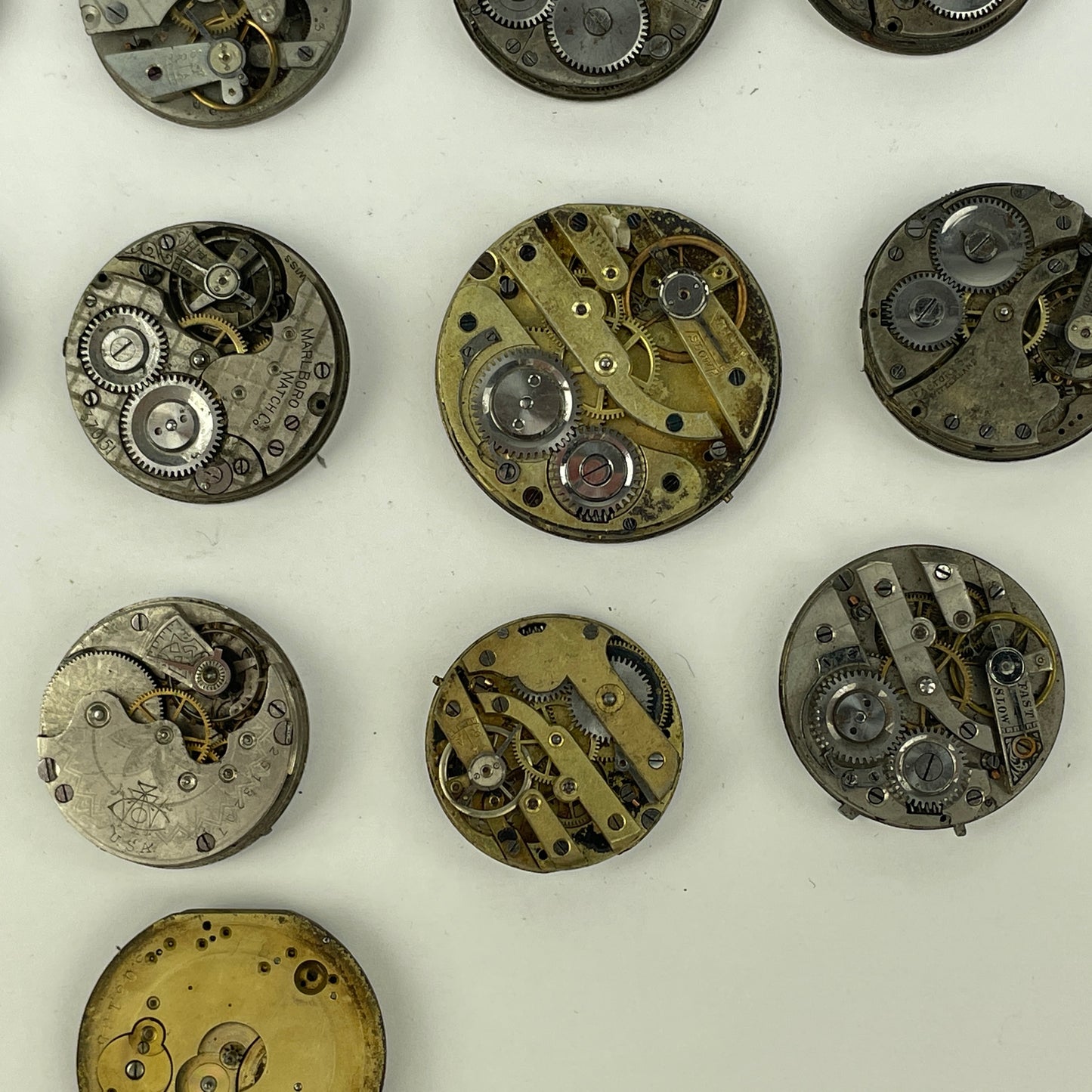 Lot 105- Swiss Lapel Watch Movements (16)