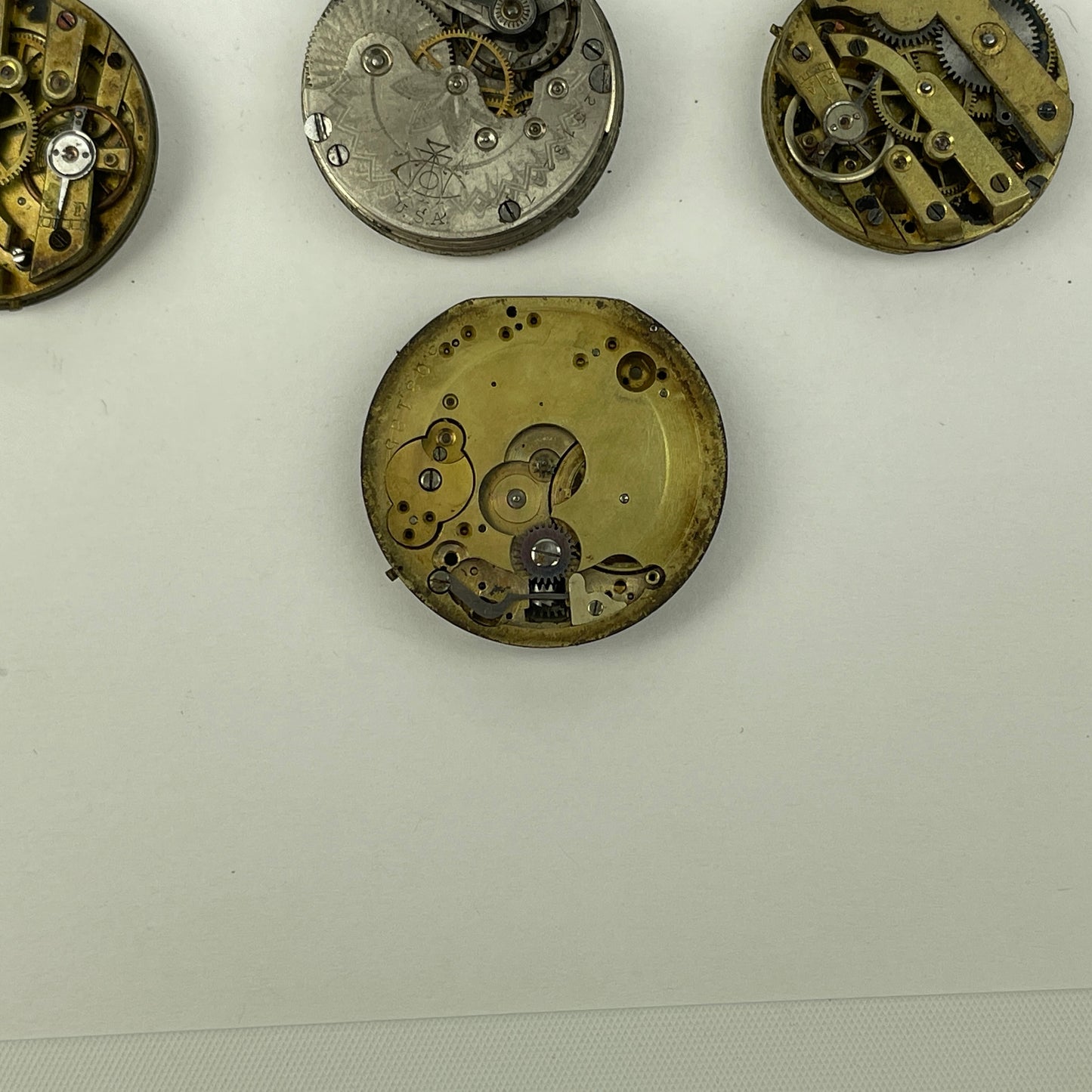 Lot 105- Swiss Lapel Watch Movements (16)