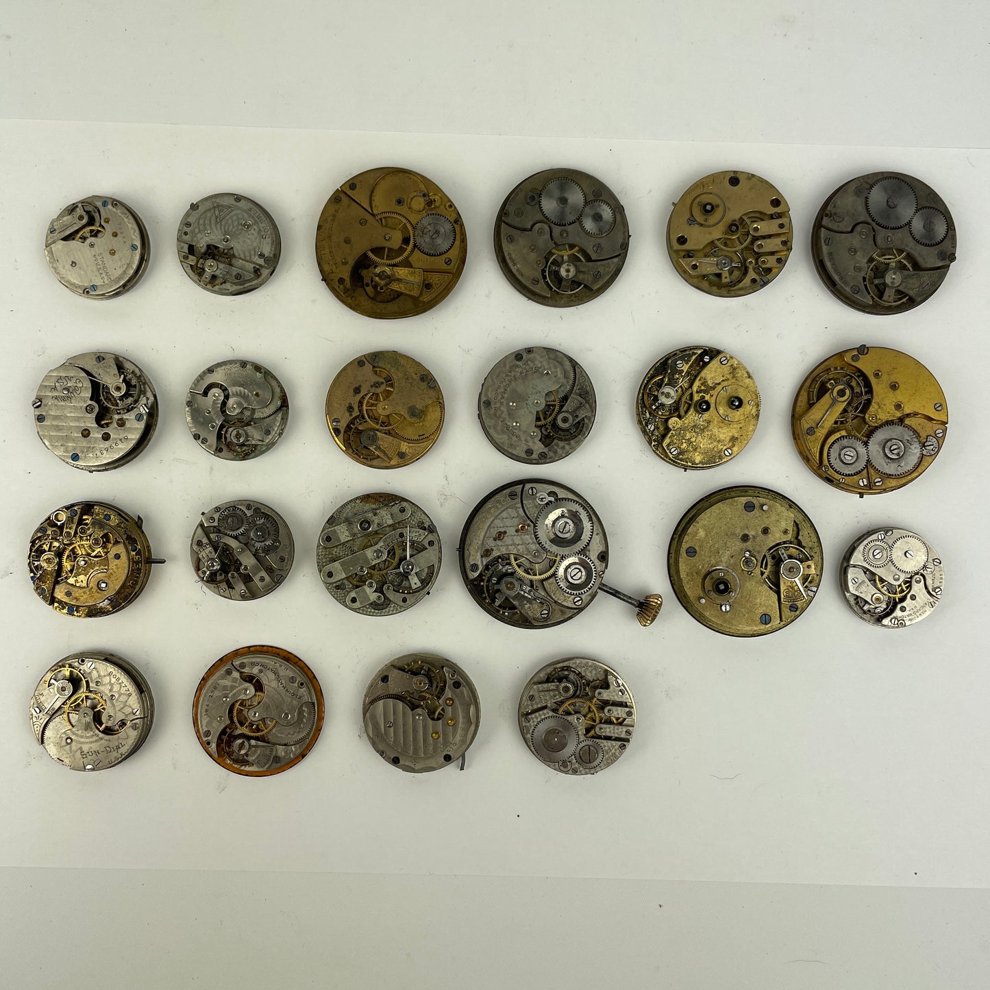 Lot 47- American & Swiss Pocket Watch Movements (22)