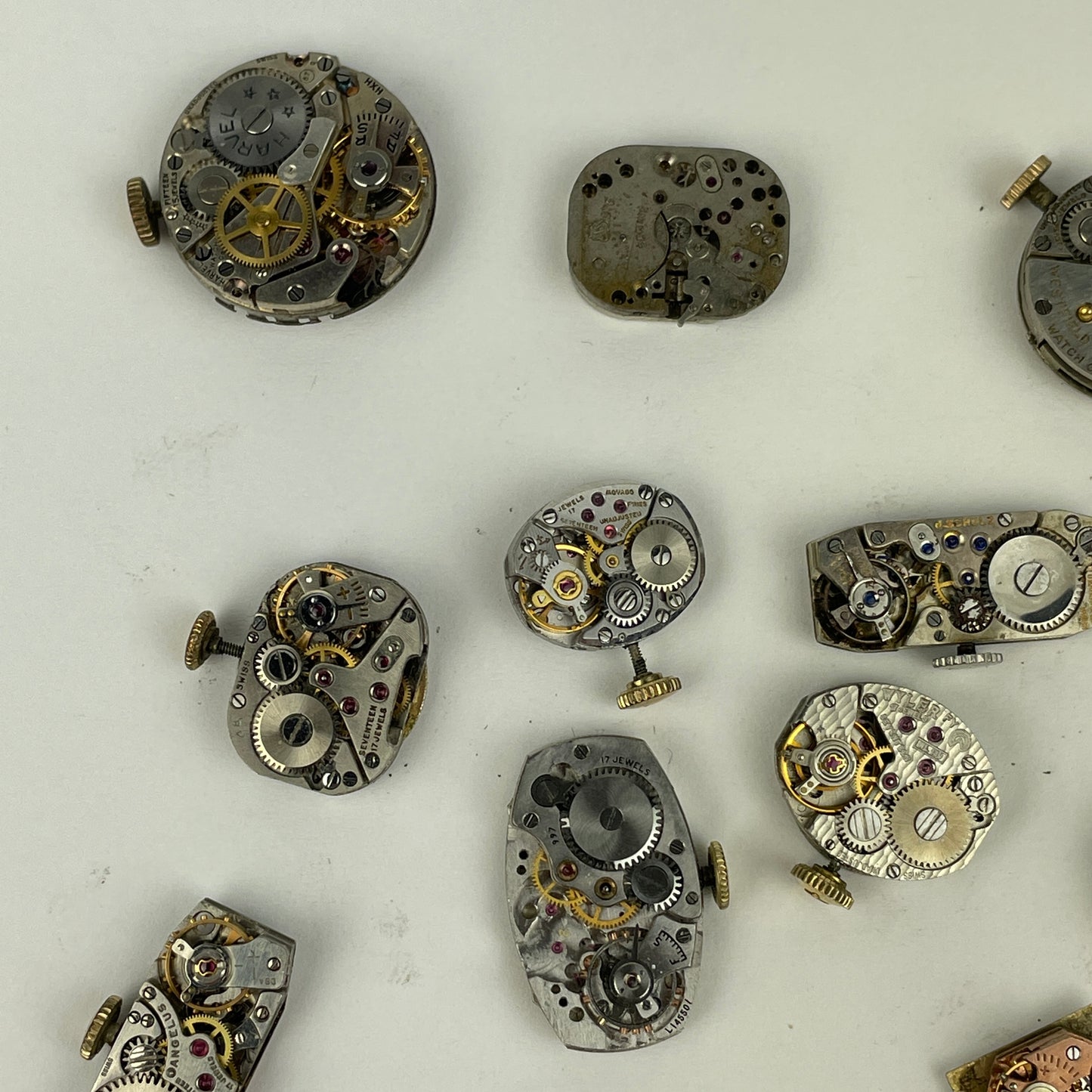 Lot 50- Ladies Vintage Mechanical Wristwatch Movements (32)