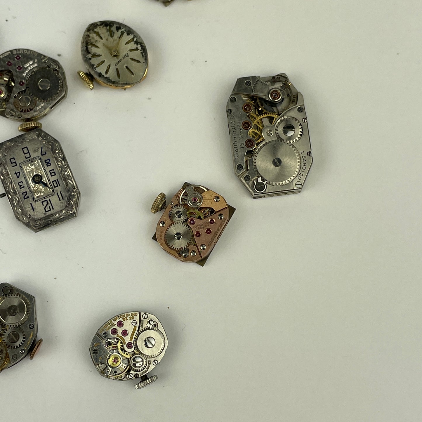 Lot 50- Ladies Vintage Mechanical Wristwatch Movements (32)