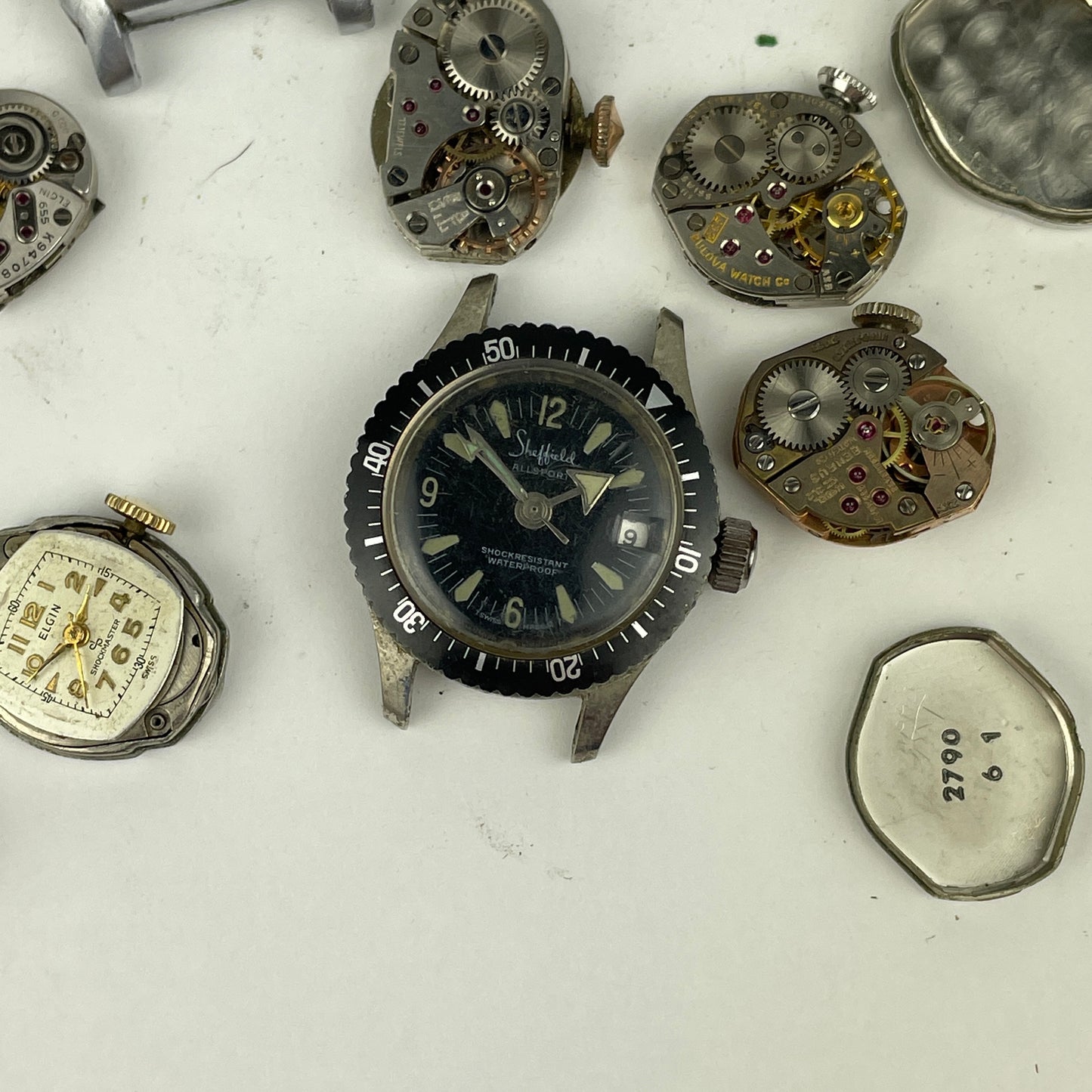 Lot 51- Men’s & Ladies Vintage Mechanical Wristwatch Movements (22)
