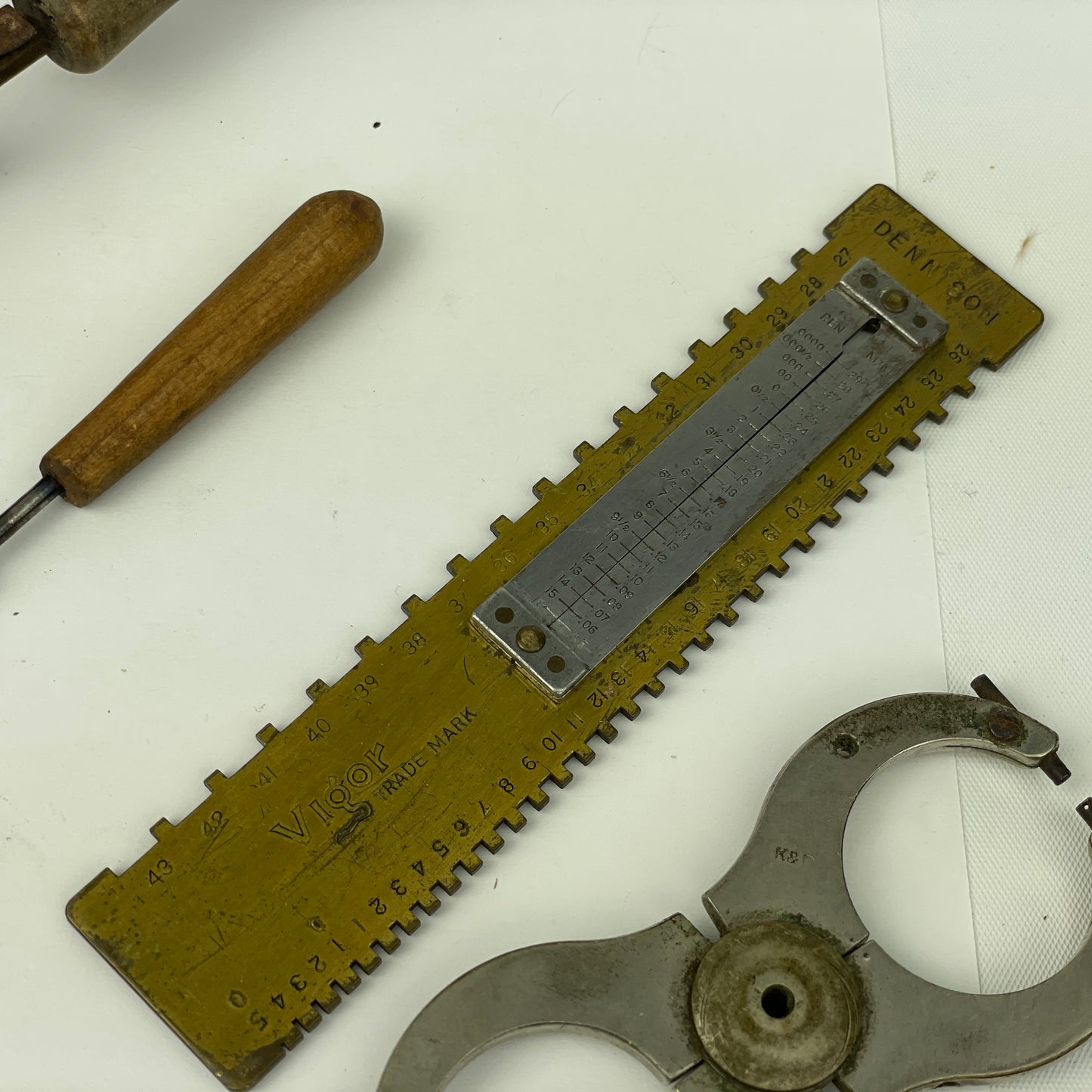 Lot 59- Watchmaker’s Benchtop Tool Set