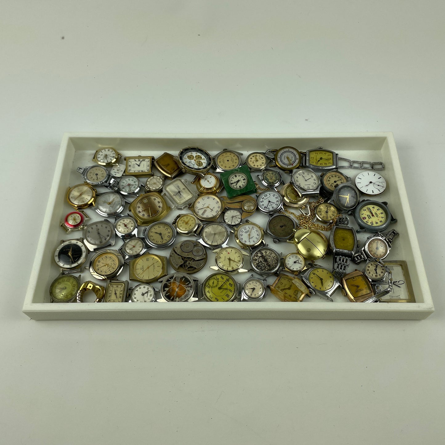 Oct Lot 49- Tray Lot of Assorted Watches