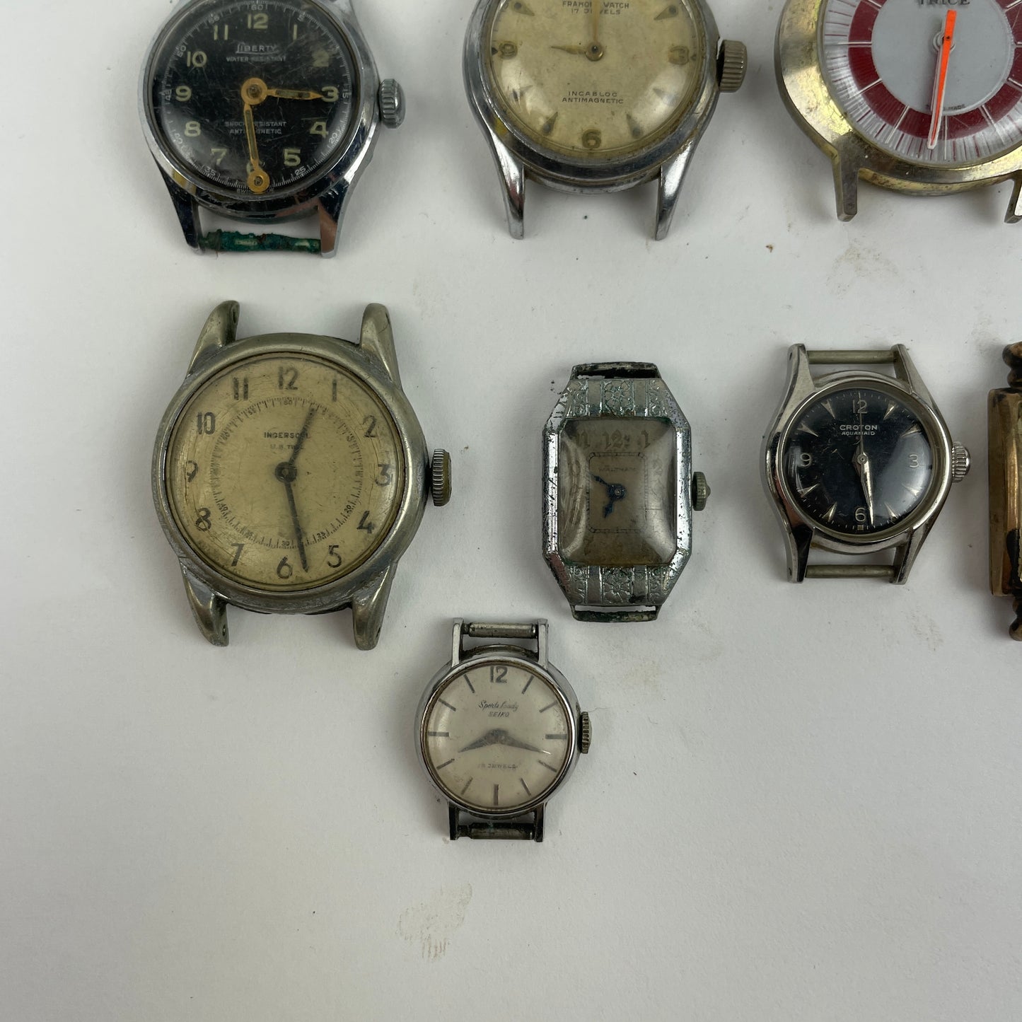 Oct Lot 74- Wristwatch Movement Assortment