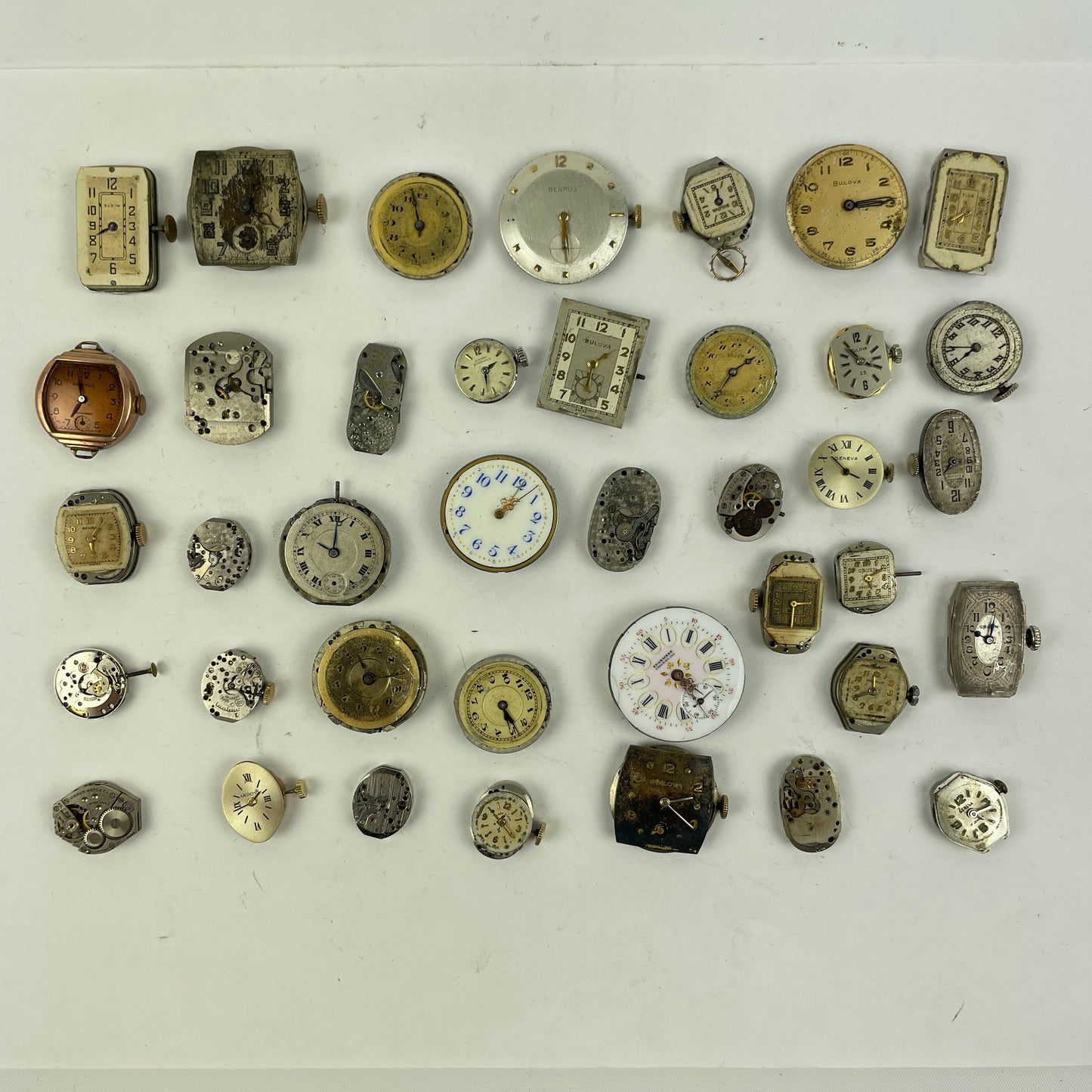 Oct Lot 18- American & Swiss Wristwatch Movement Assortment