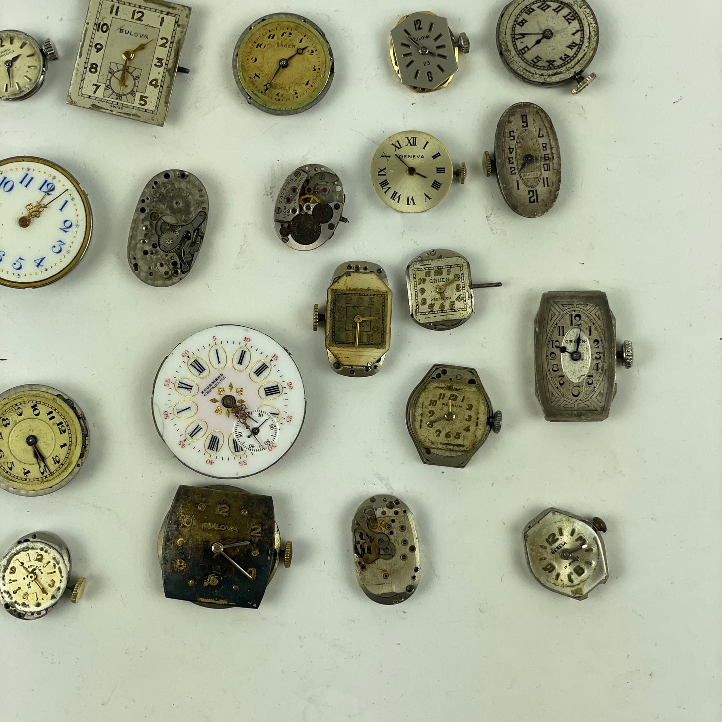 Oct Lot 18- American & Swiss Wristwatch Movement Assortment