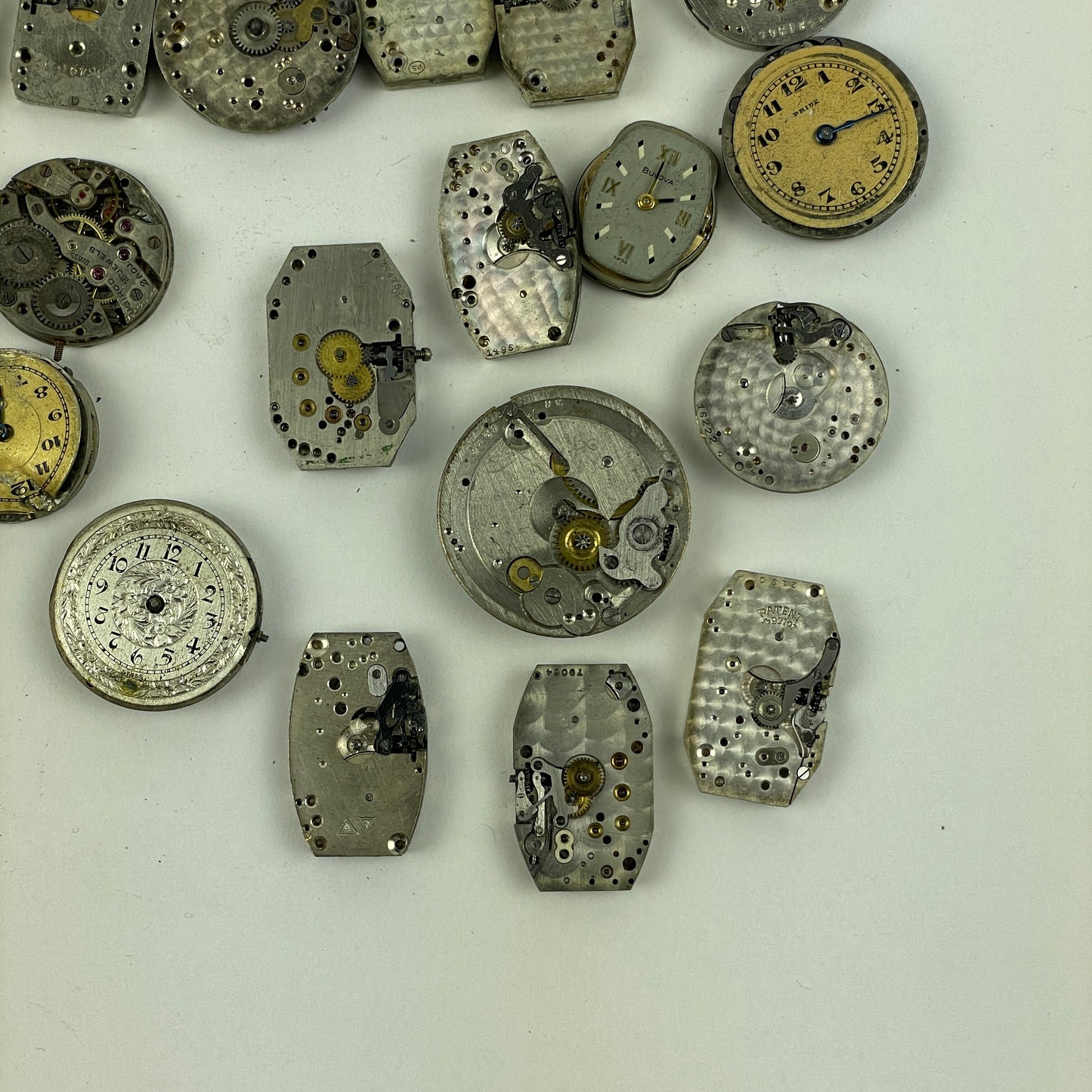 Oct Lot 30- Swiss Mechanical Watch Movements (35)