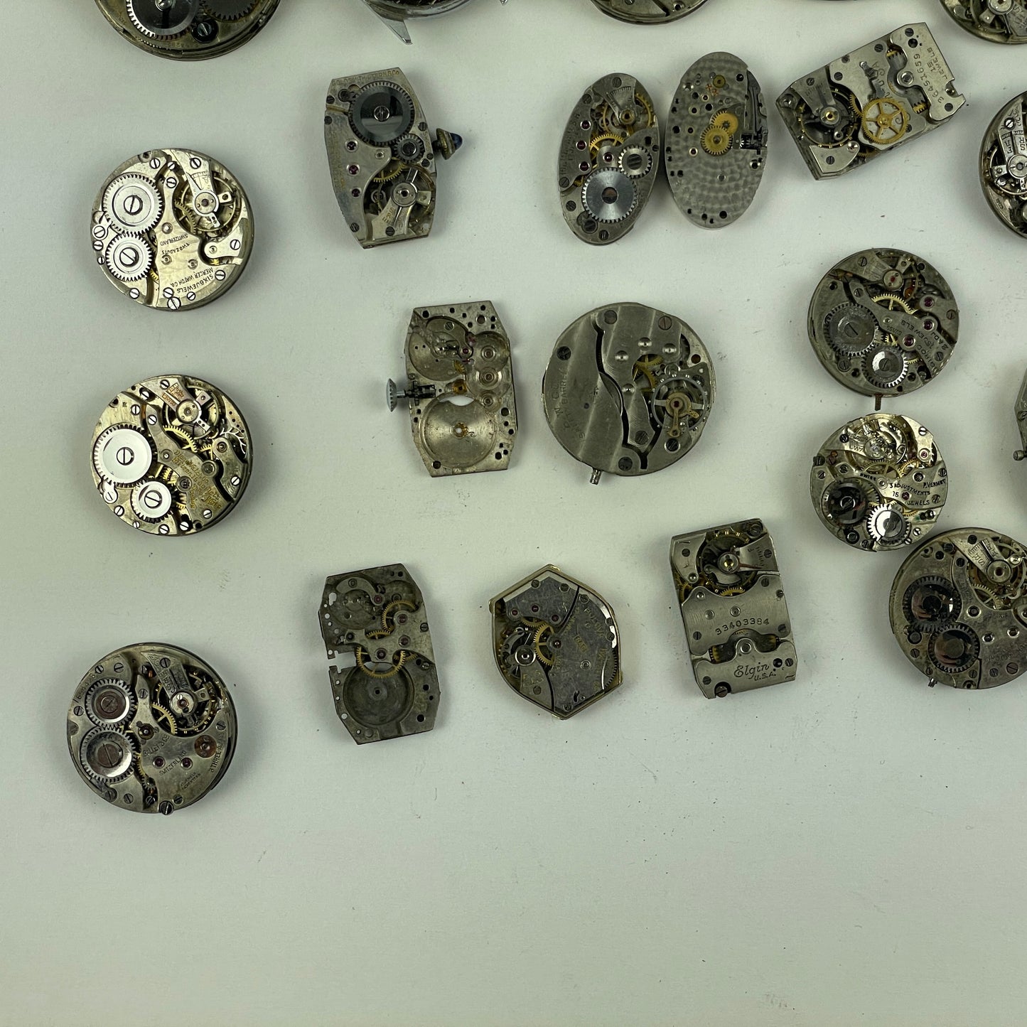 Oct Lot 30- Swiss Mechanical Watch Movements (35)