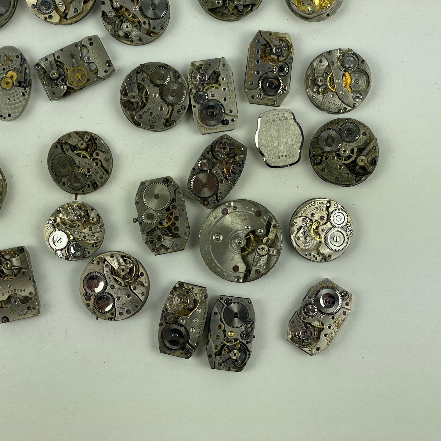 Oct Lot 30- Swiss Mechanical Watch Movements (35)