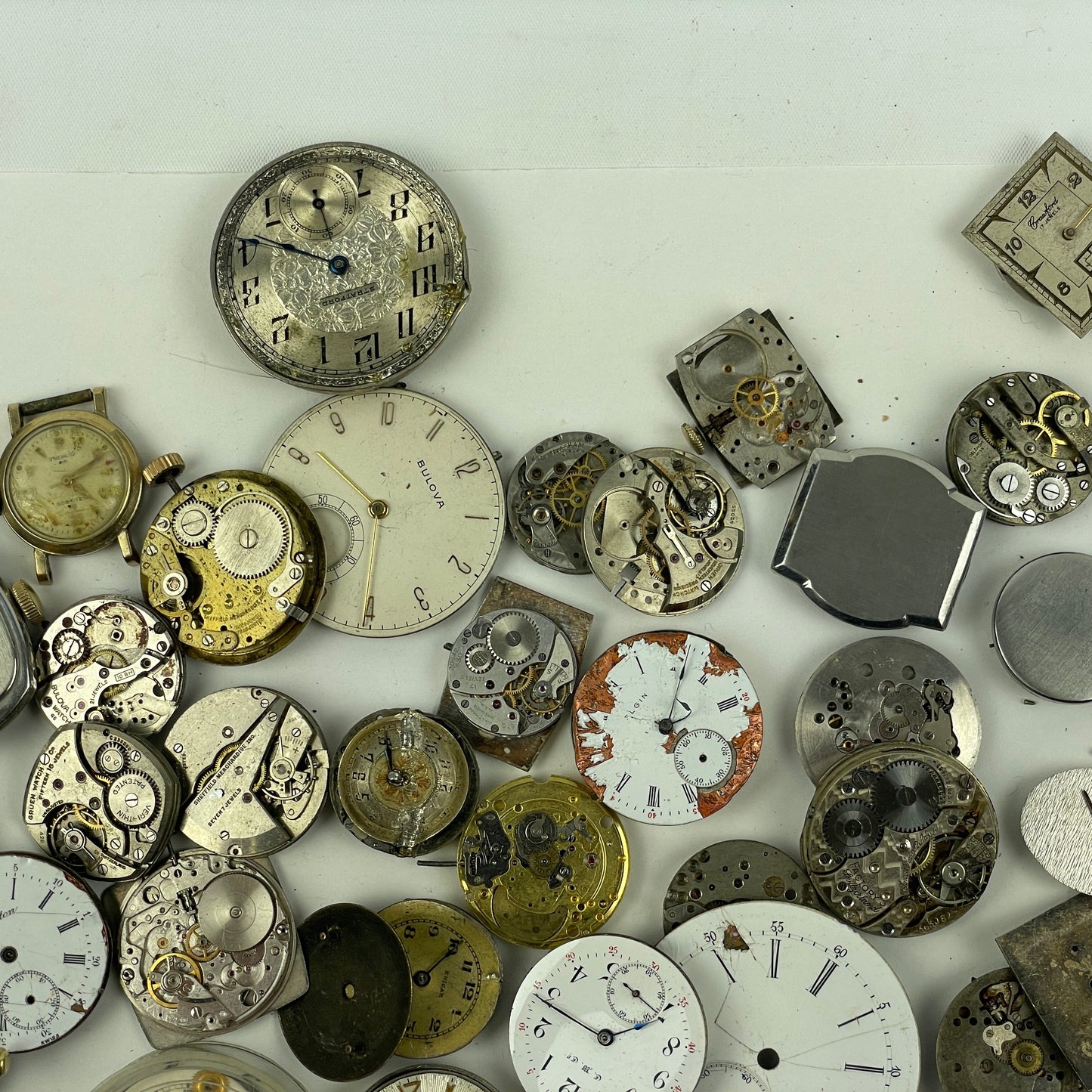 Oct Lot 37- American & Swiss Assortment Wrist Pocket Movements