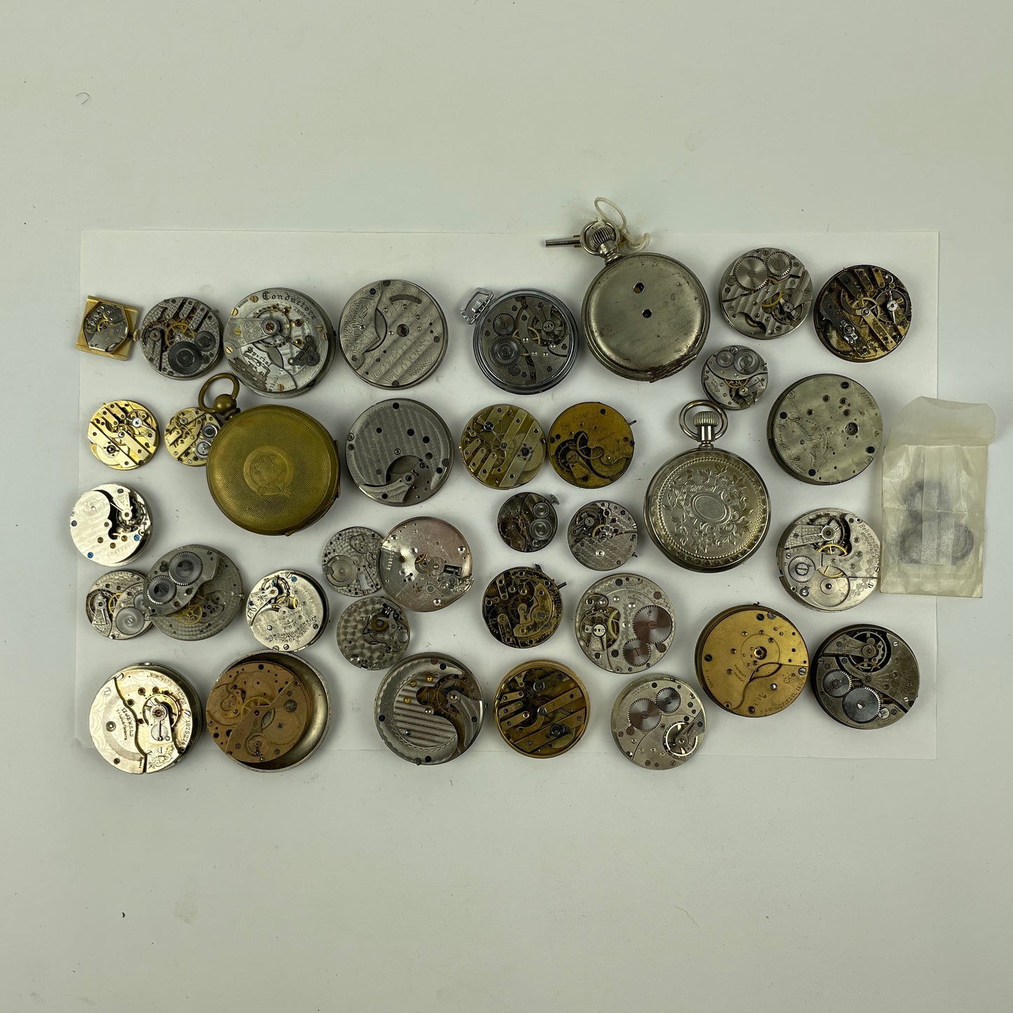 Oct Lot 38- American & Swiss Assortment Pocket Watch Movements