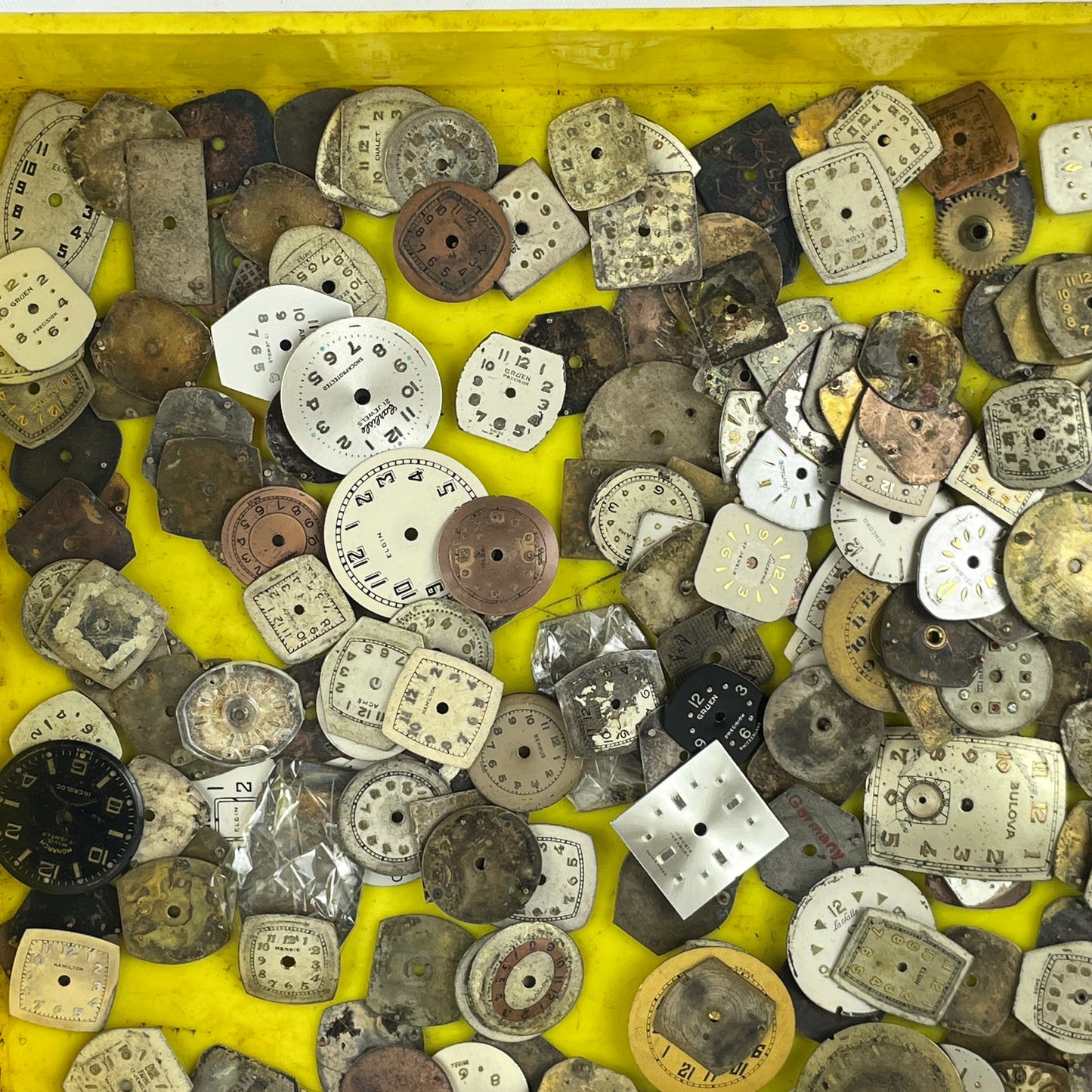 Oct Lot 41- Large Selection of Ladies Wrist Dials