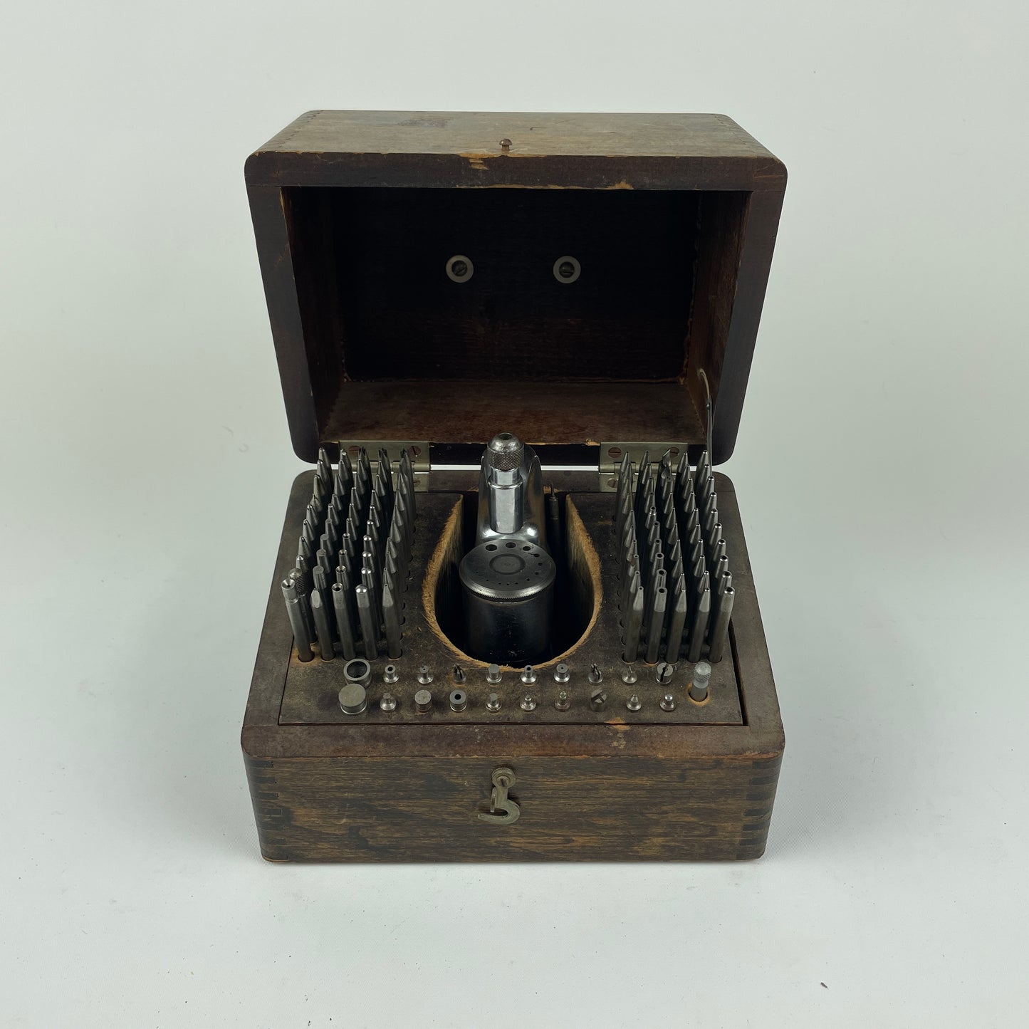Oct Lot 10- Kendrick & Davis Series 600 Boxed Staking Set