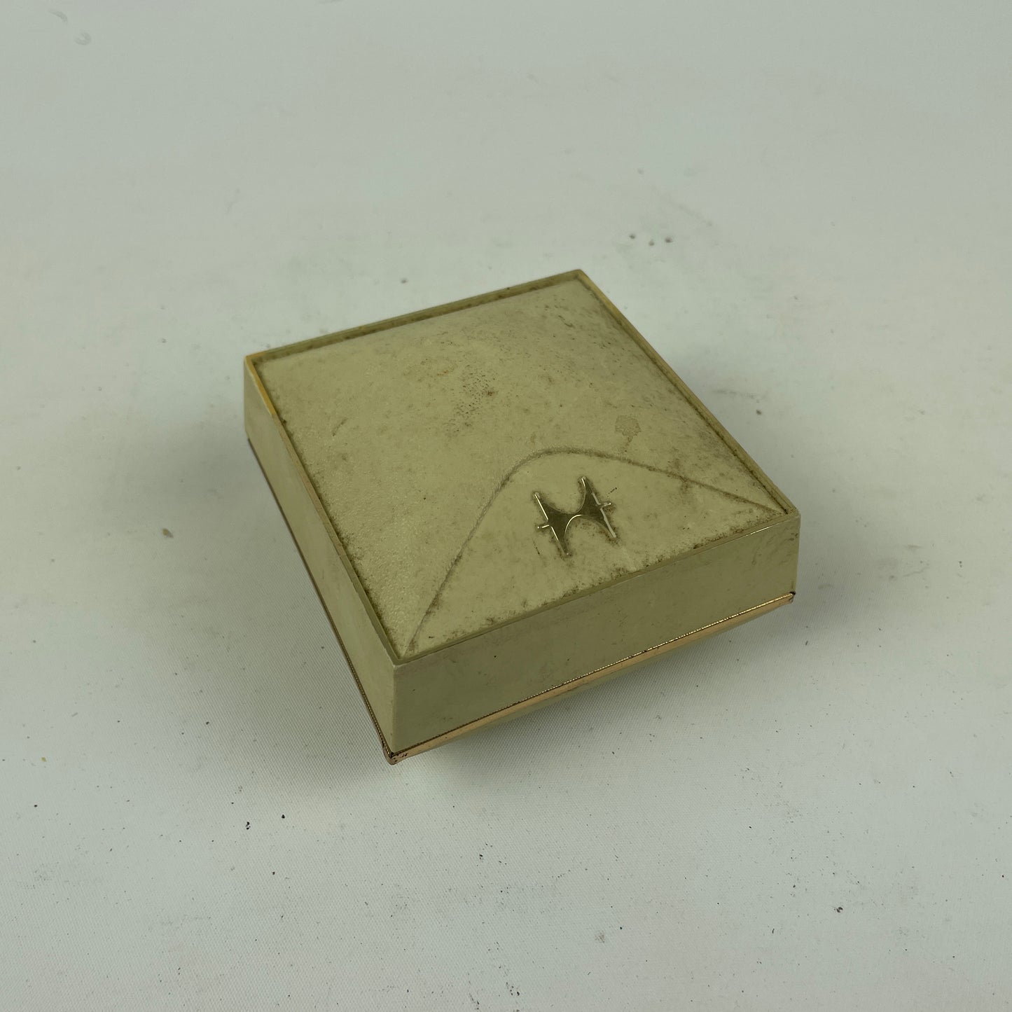 Oct Lot 11- Vintage Hamilton Wristwatch Boxes (3)