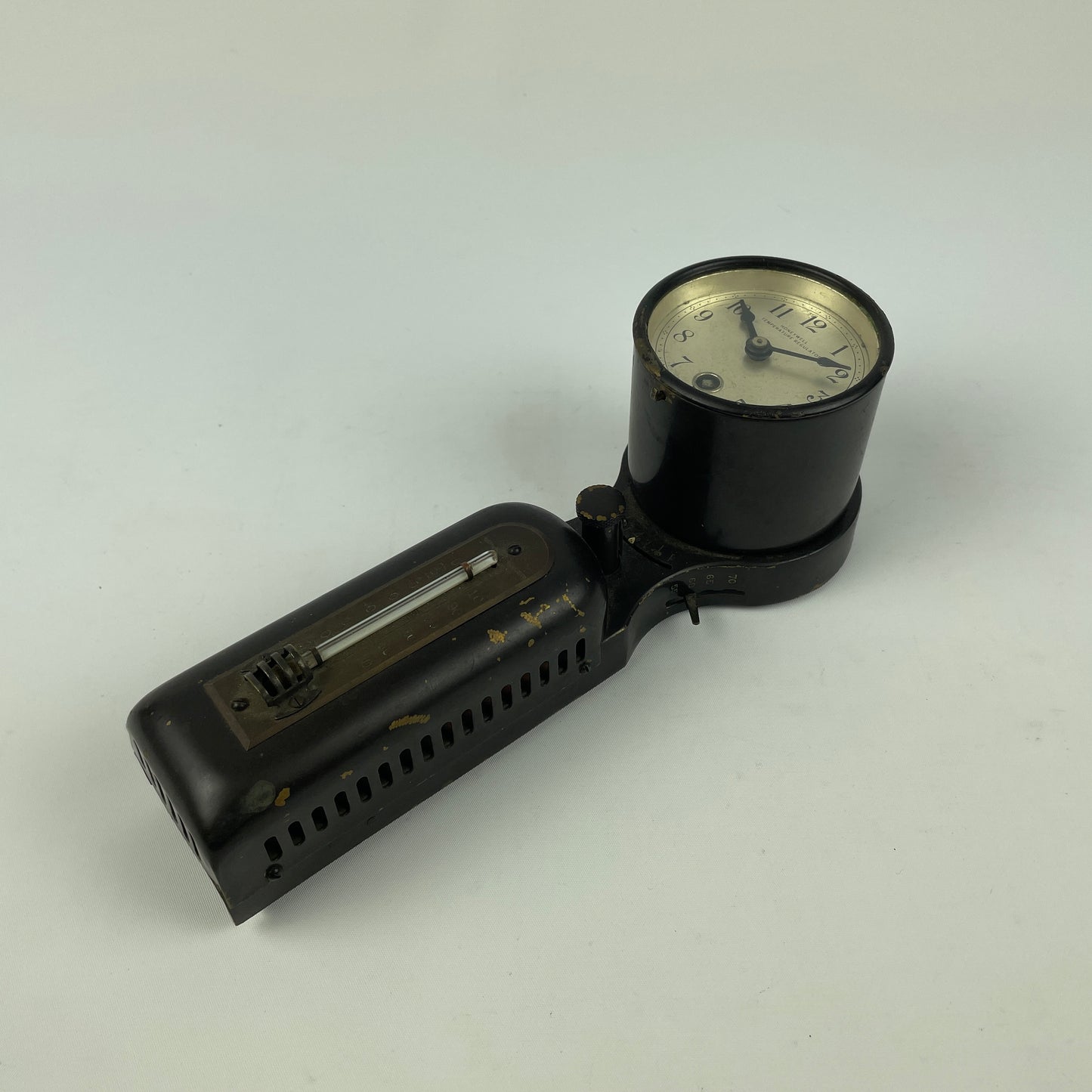 Oct Lot 12- Honeywell Temperature Regulator