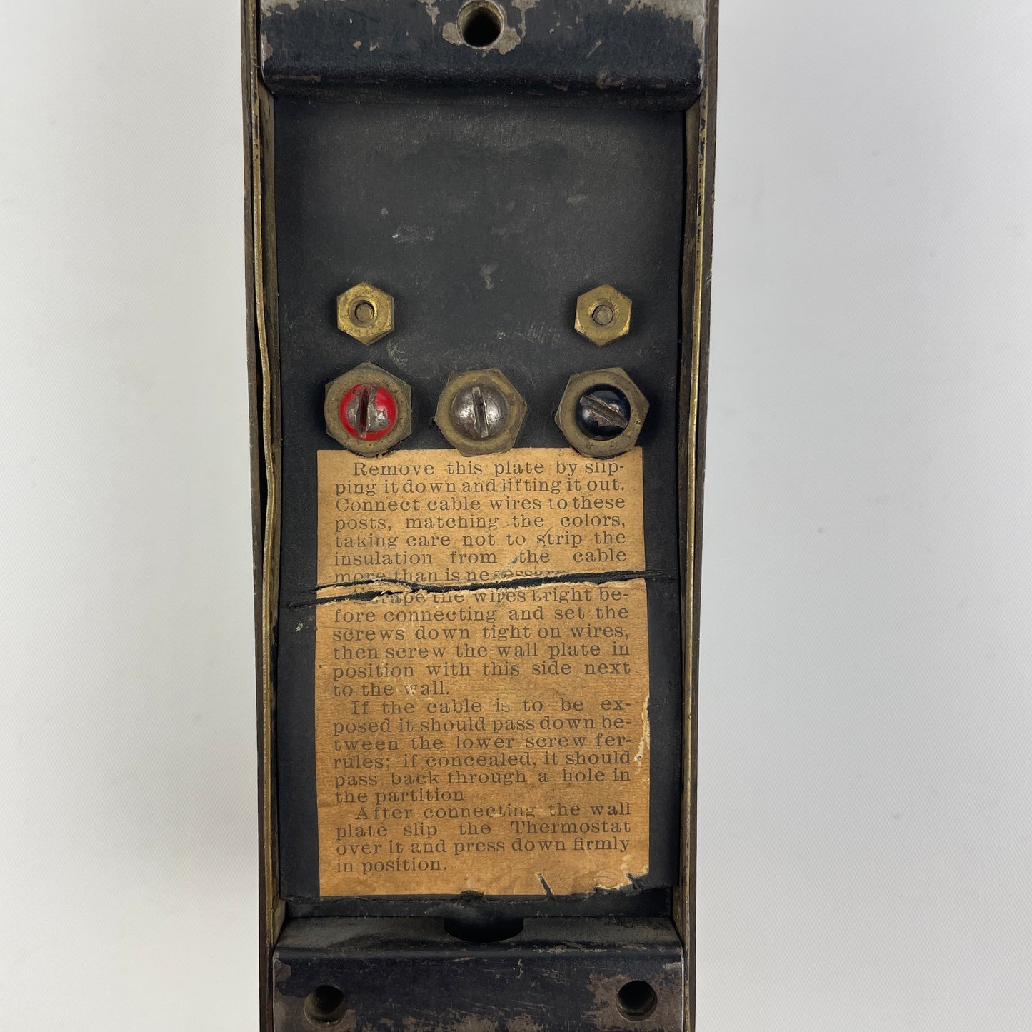 Oct Lot 12- Honeywell Temperature Regulator