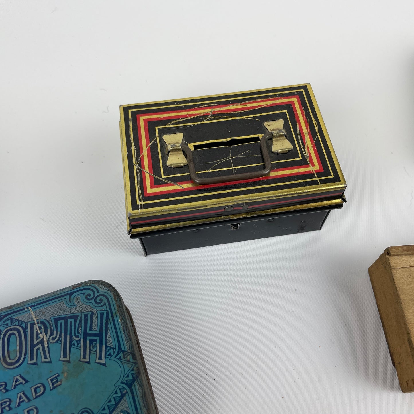 Oct Lot 43- Vintage Tin & Wood Containers