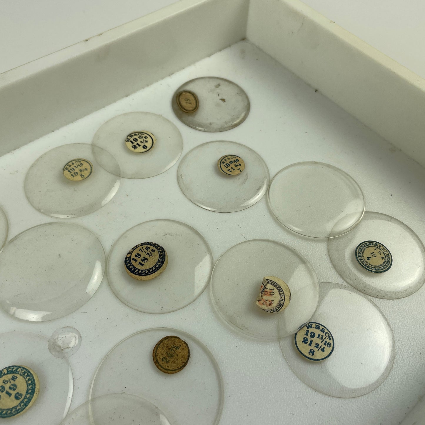 Nov Lot 13- 19 Ligne Glass Pocket Watch Crystals