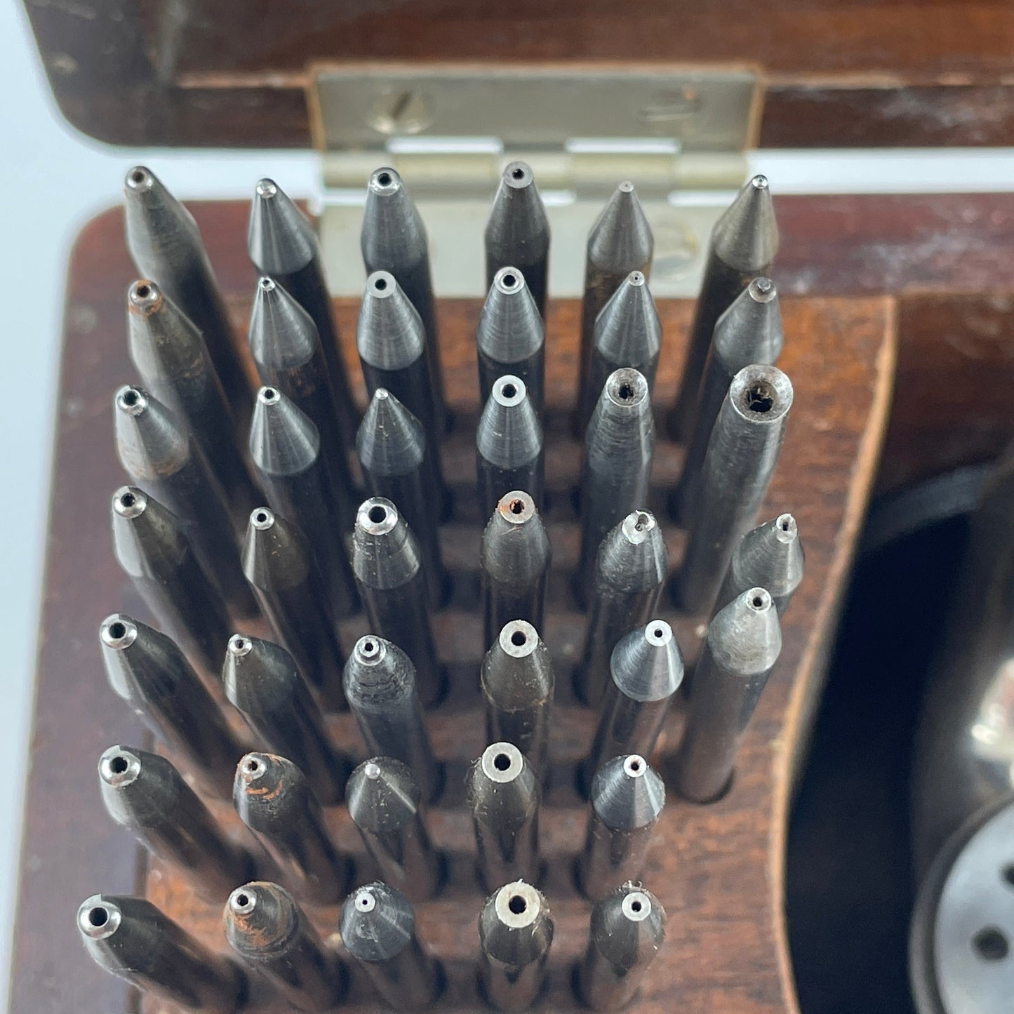 Nov Lot 10- K&D “Special” Boxed Staking Set