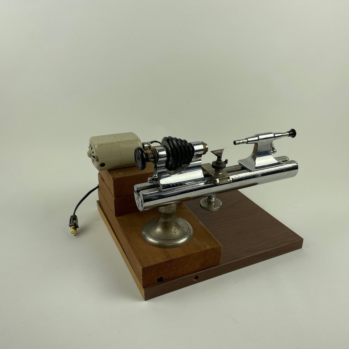 Nov Lot 2- Marshall 8MM Watchmakers Lathe