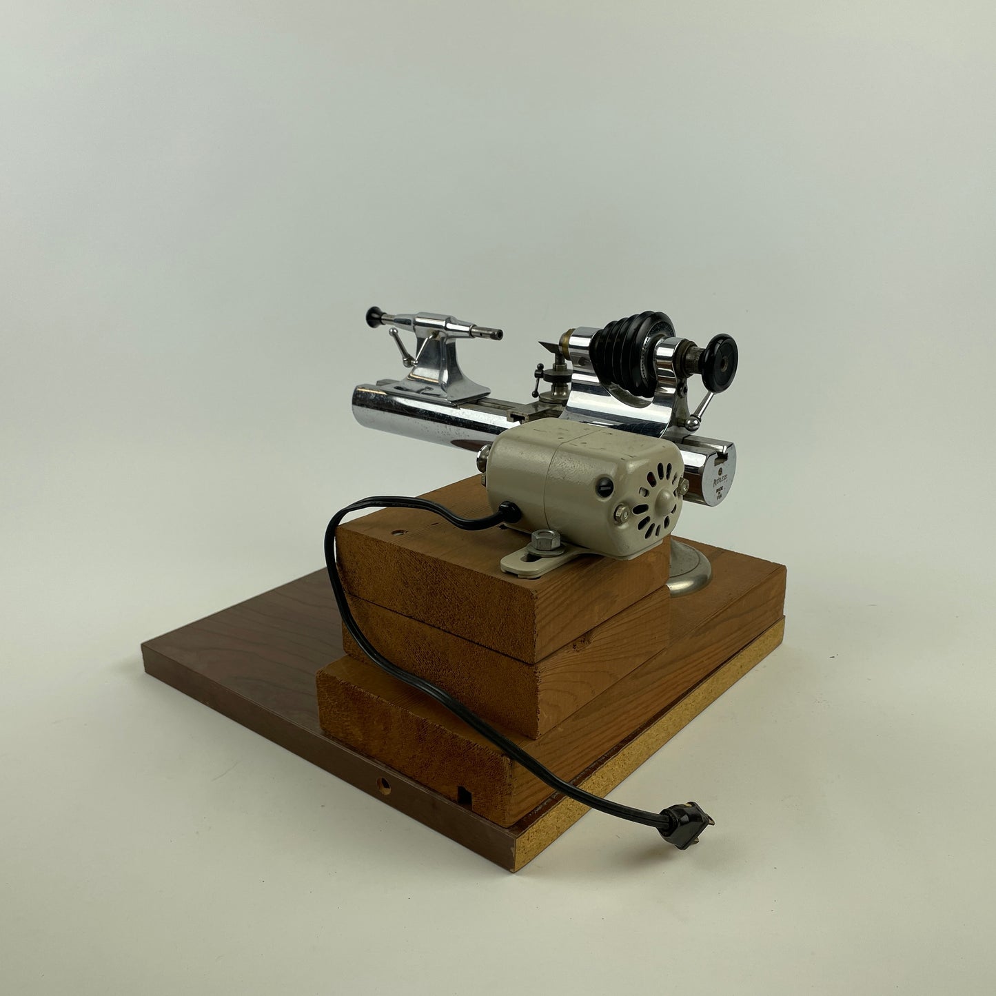 Nov Lot 2- Marshall 8MM Watchmakers Lathe