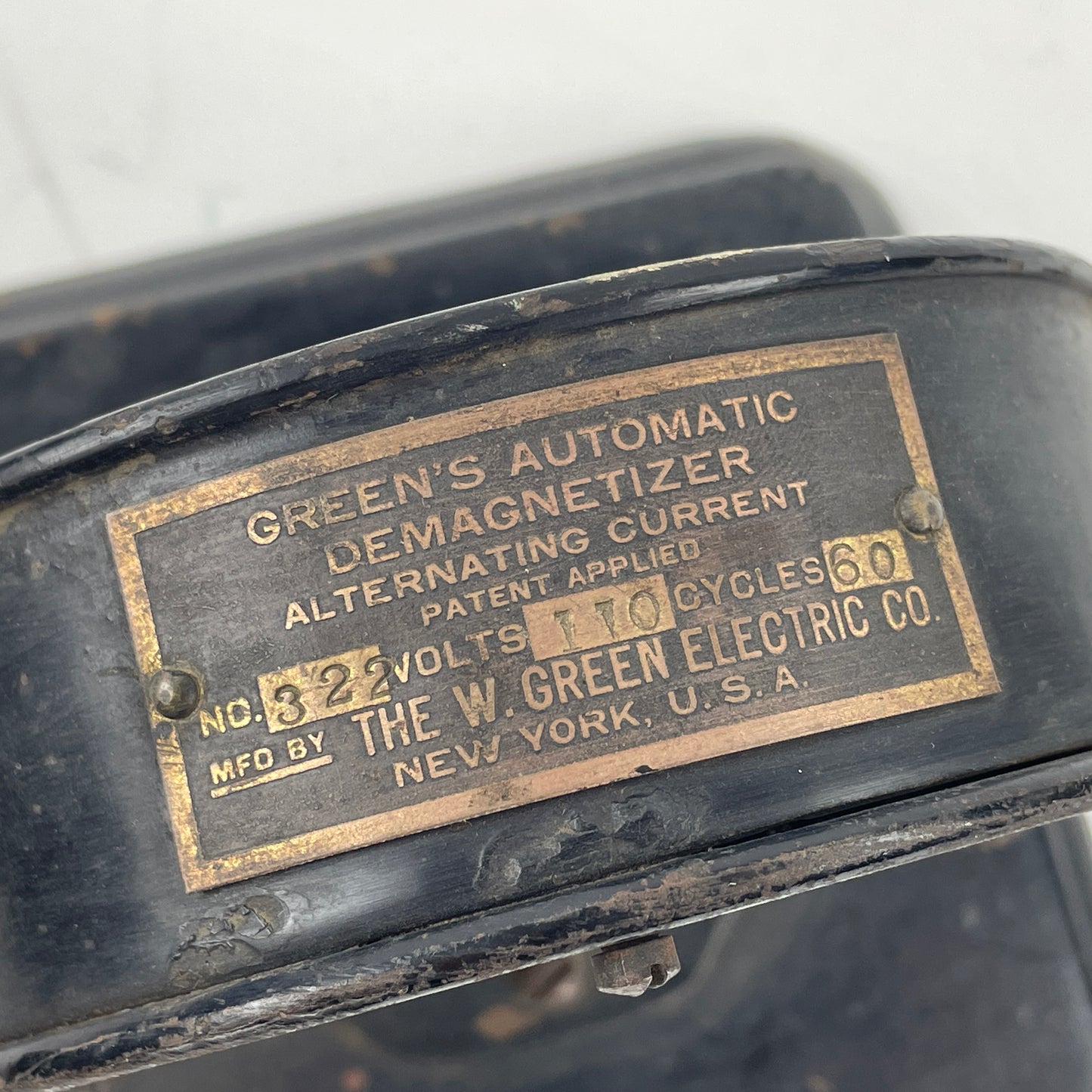 Nov Lot 5- Green’s Automatic Demagnetizer