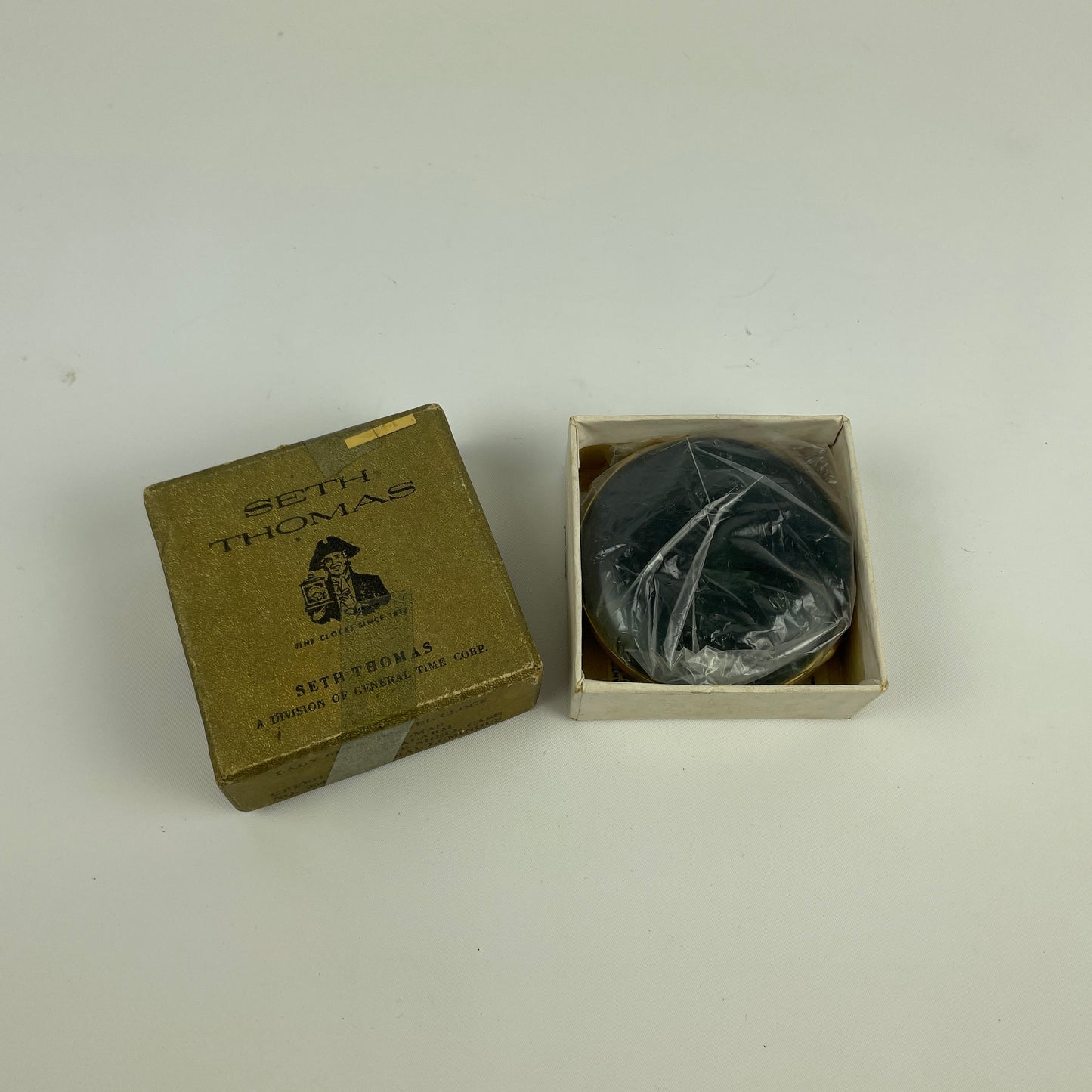 Nov Lot 90- Seth Thomas | Desk & Travel Clock