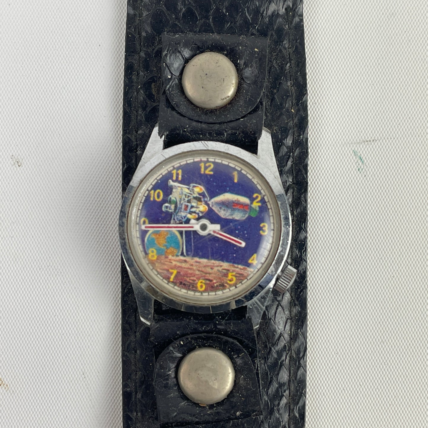Nov Lot 42- Novelty Cartoon Wristwatches
