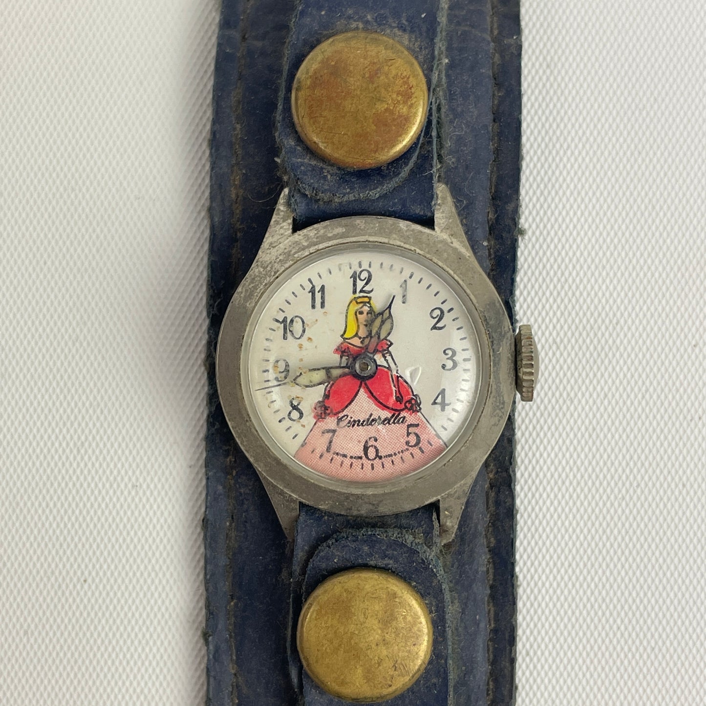 Nov Lot 42- Novelty Cartoon Wristwatches