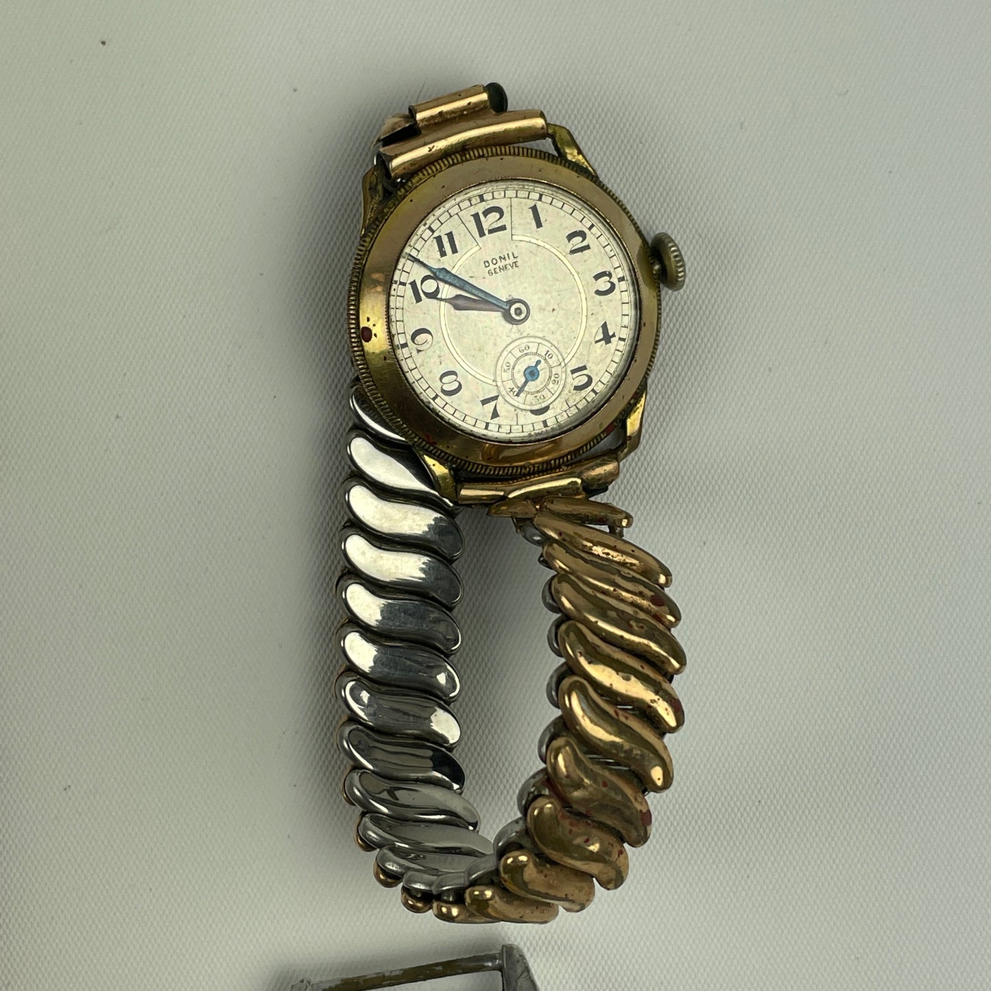 Nov Lot 48- Swiss & American Wristwatches